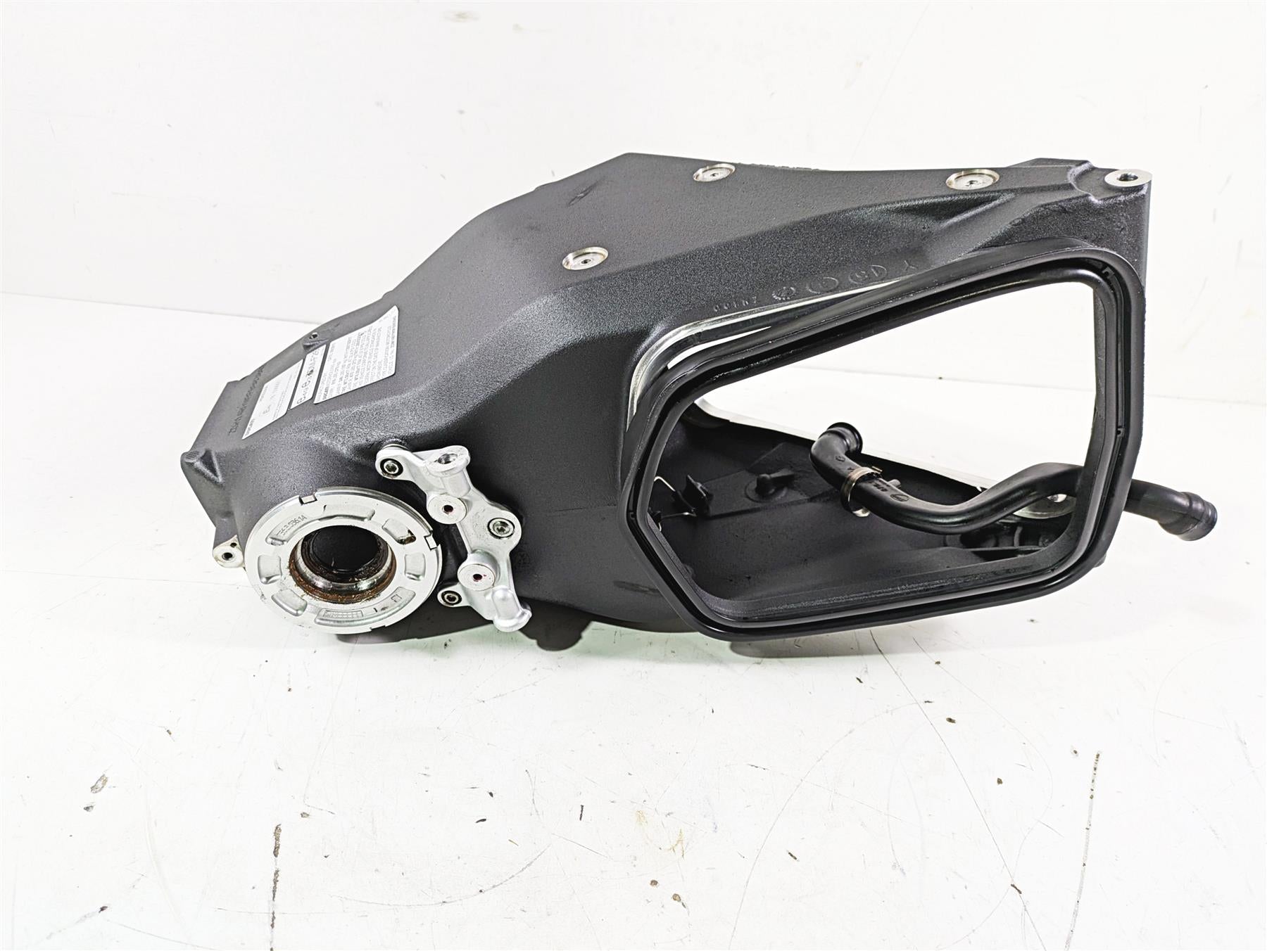 2015 Ducati Panigale 1299 S Straight Main Frame Chassis Airbox With Texas Salvage Title 47022051CA {{ shop.shopifyCountryName }} - Mototech271