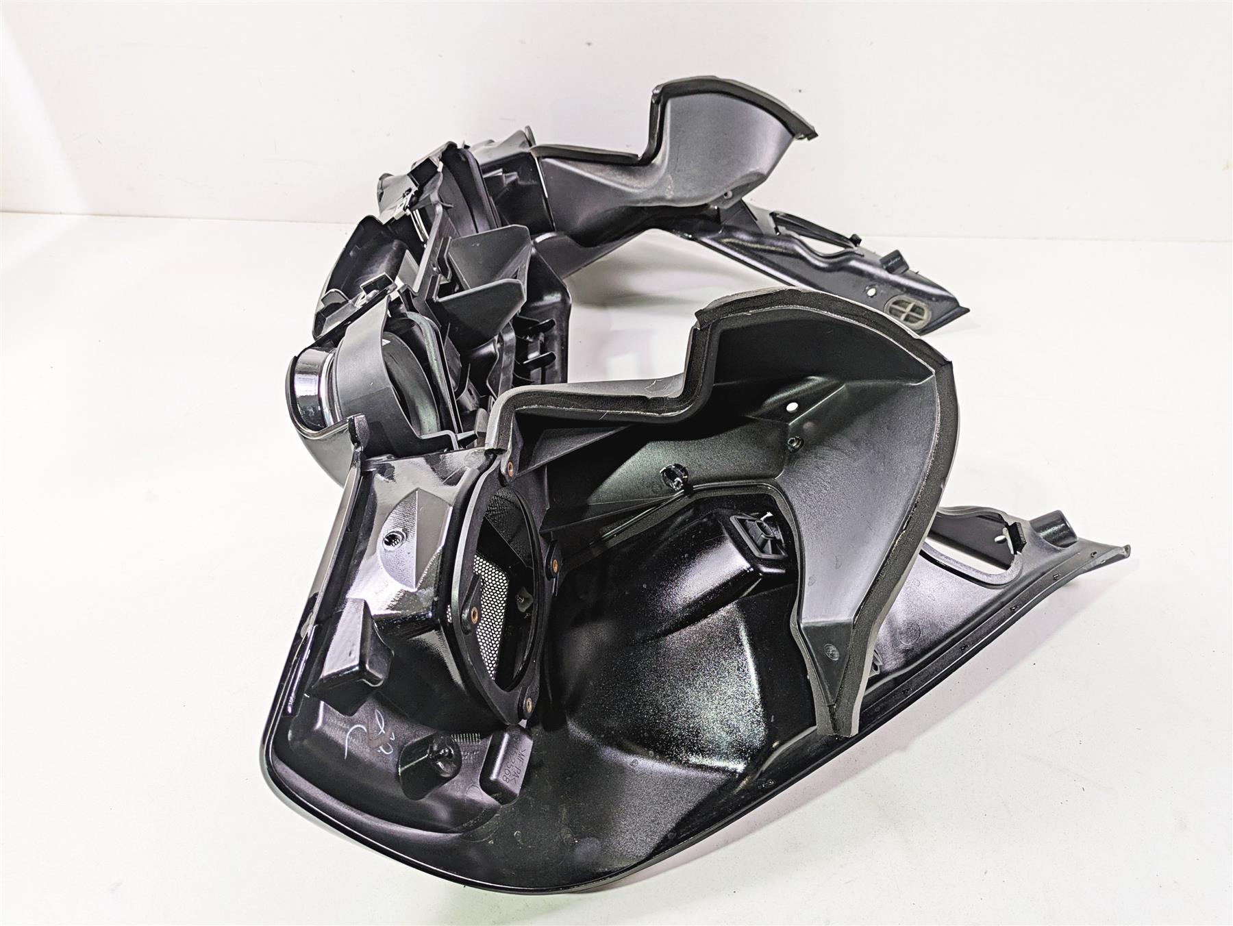 2017 Indian Chieftain Limited Front Nose Inner Fairing Cover Black 5452568 {{ shop.shopifyCountryName }} - Mototech271