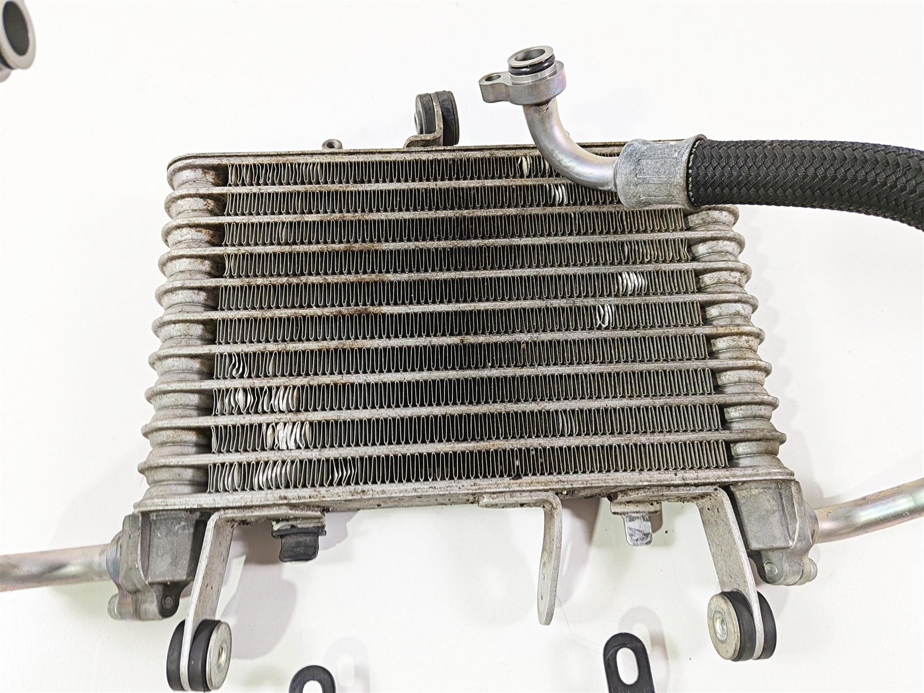 2016 Yamaha YZF R1 RN32 Oil Cooler & Lines & Grille 2CR-13470-00-00 {{ shop.shopifyCountryName }} - Mototech271