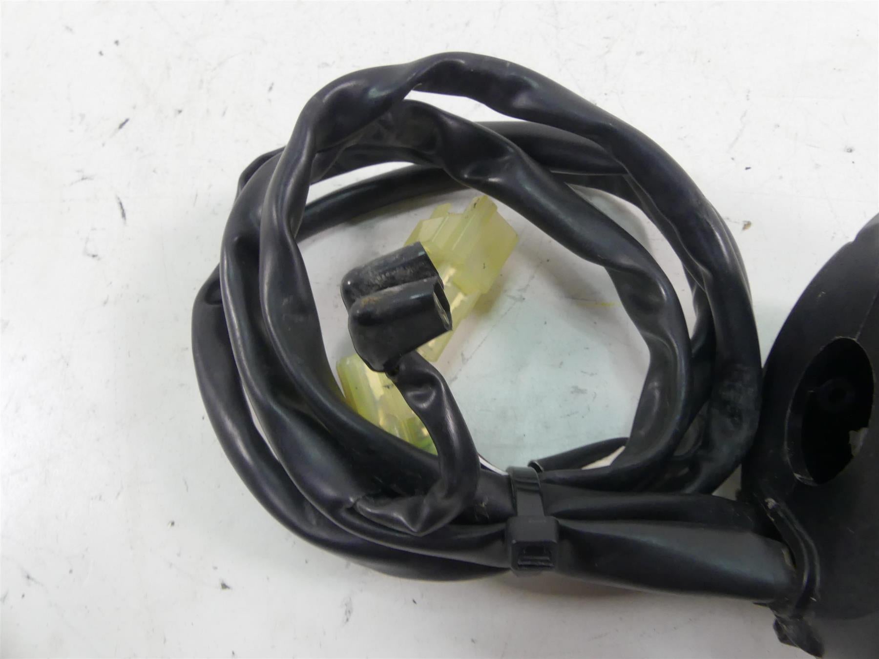 2018 Indian Scout Sixty Right Hand Start Kill Control Switch & Throttle 4014450 {{ shop.shopifyCountryName }} - Mototech271