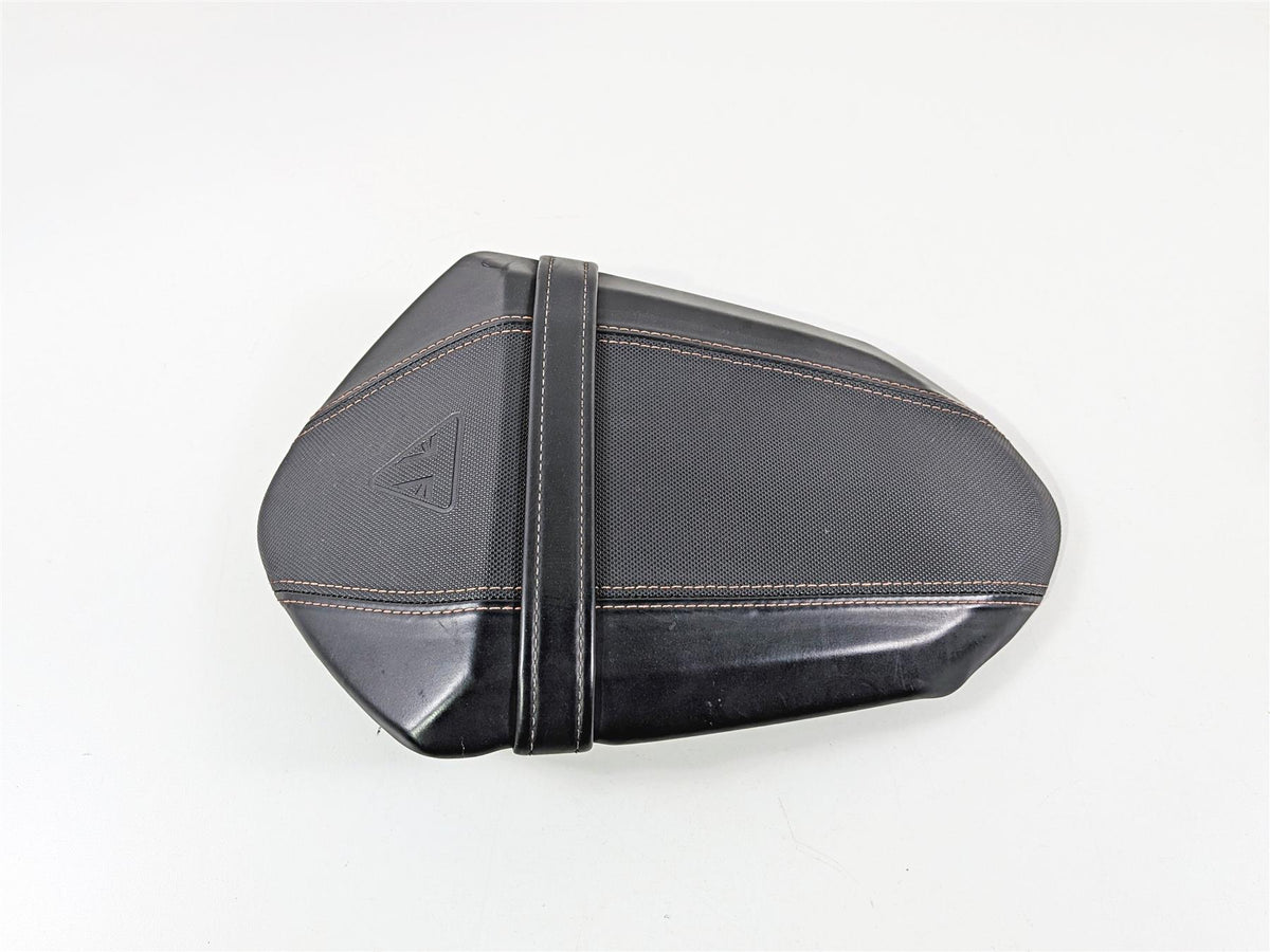 2019 Triumph Speed Triple RS 1050 Rear Passenger Seat Saddle T2307339 {{ shop.shopifyCountryName }} - Mototech271