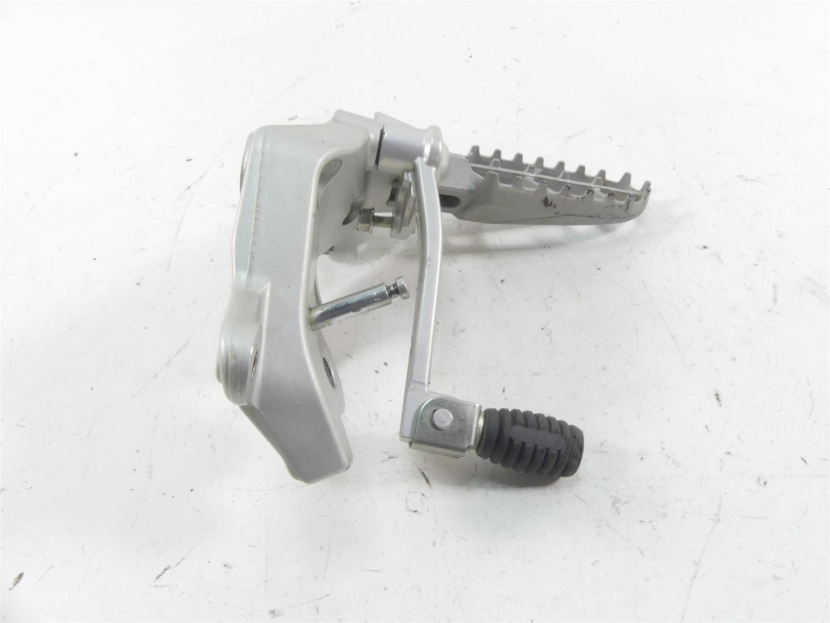2020 Ducati Multistrada 1260 Enduro Left Rider Footpeg & Shifter Set 82423391AA {{ shop.shopifyCountryName }} - Mototech271