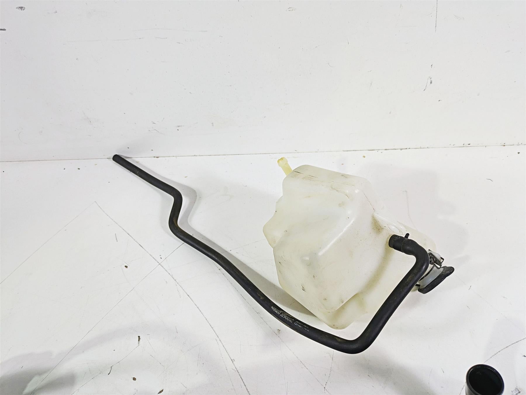 2015 Triumph Tiger Explorer XC Radiator Fan Reservoir Hoses Set T2100854 {{ shop.shopifyCountryName }} - Mototech271