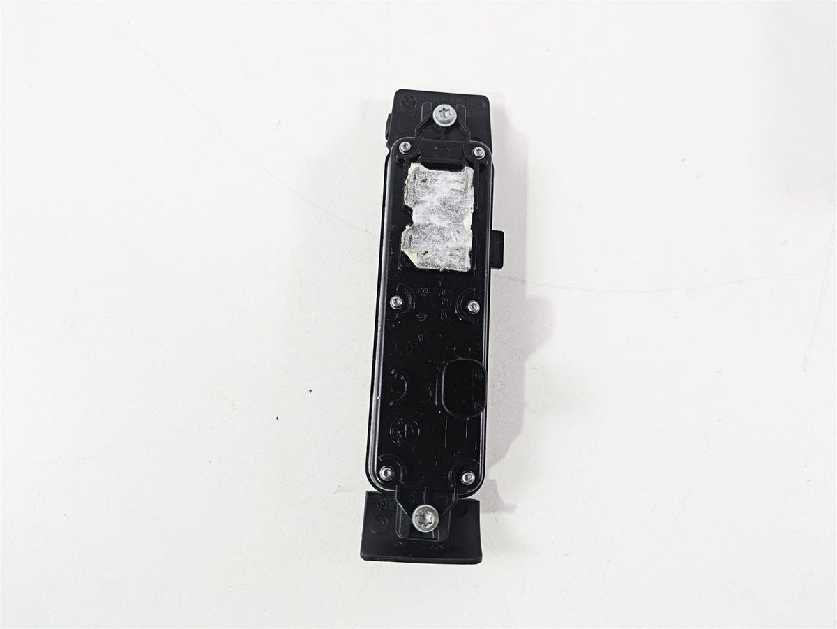 2016 BMW R1200RT K52 Radio Audio Side Control Button Knob Panel 65147727885 {{ shop.shopifyCountryName }} - Mototech271
