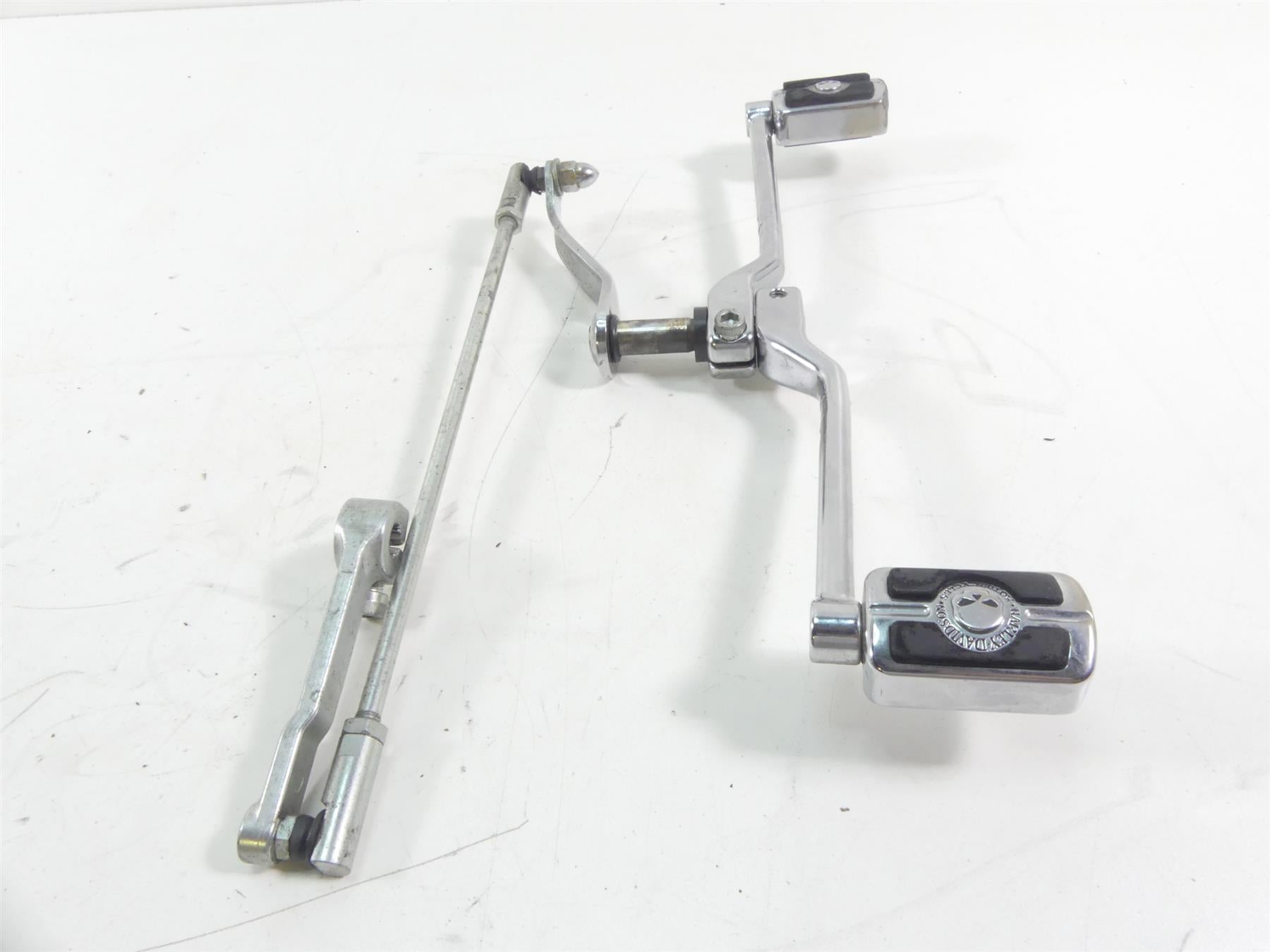 2004 Harley Softail FLSTFI Fat Boy Front Left Shifter Shift Lever Set 34689-04 {{ shop.shopifyCountryName }} - Mototech271