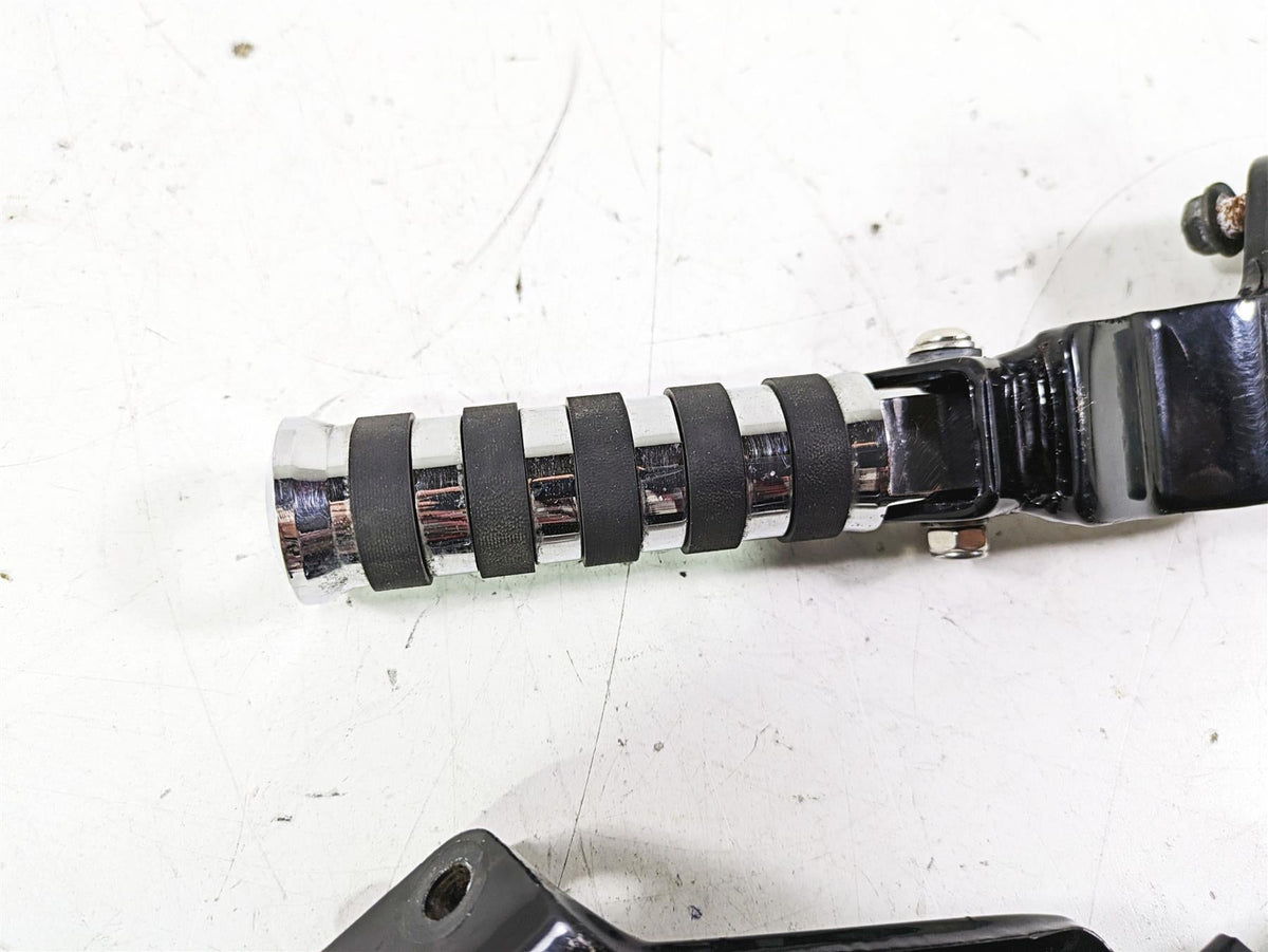 2002 Honda VTX1800 Retro Rear Passenger Footpeg Set 50680-MCV-000 50685-MCV-000 {{ shop.shopifyCountryName }} - Mototech271