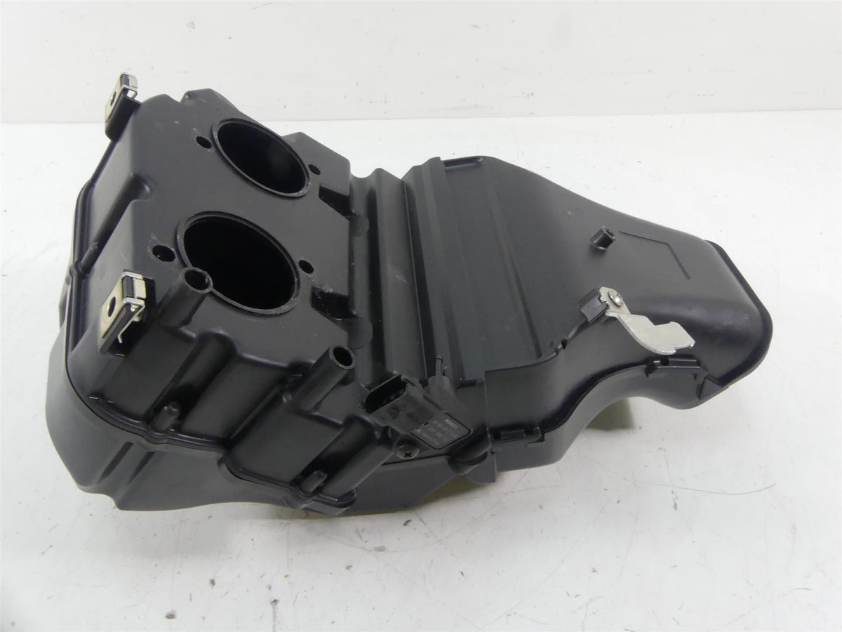 2021 Aprilia RS 660 Air Filter Cleaner Breather Box Airbox 2B006527 2B006529 {{ shop.shopifyCountryName }} - Mototech271