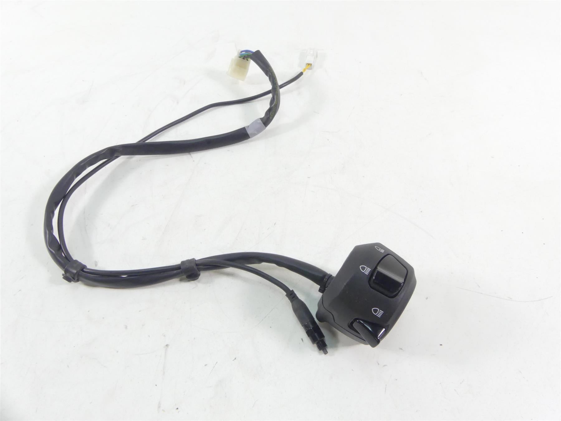 2019 Moto Guzzi V7 III Stone 750 Left Hand Light Control Switch domino 2D000307 {{ shop.shopifyCountryName }} - Mototech271