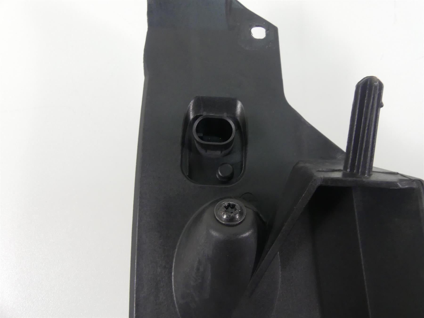 2014 BMW K1600 GTL K48 Front Blinker Turn Signal + Mount 63137717871 {{ shop.shopifyCountryName }} - Mototech271
