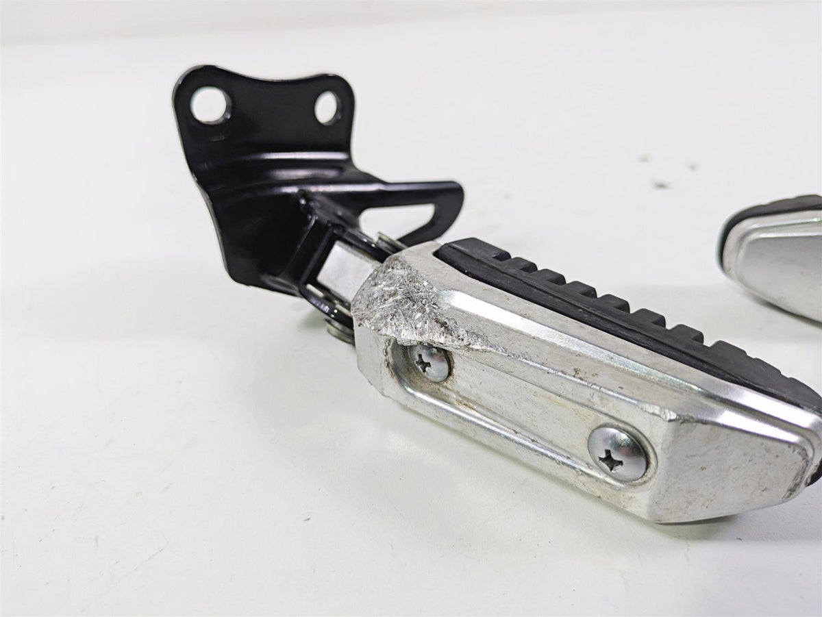 2019 Suzuki M109R VZR1800 Boulevard Rear Passenger Footpeg Set 43600-48G00 {{ shop.shopifyCountryName }} - Mototech271
