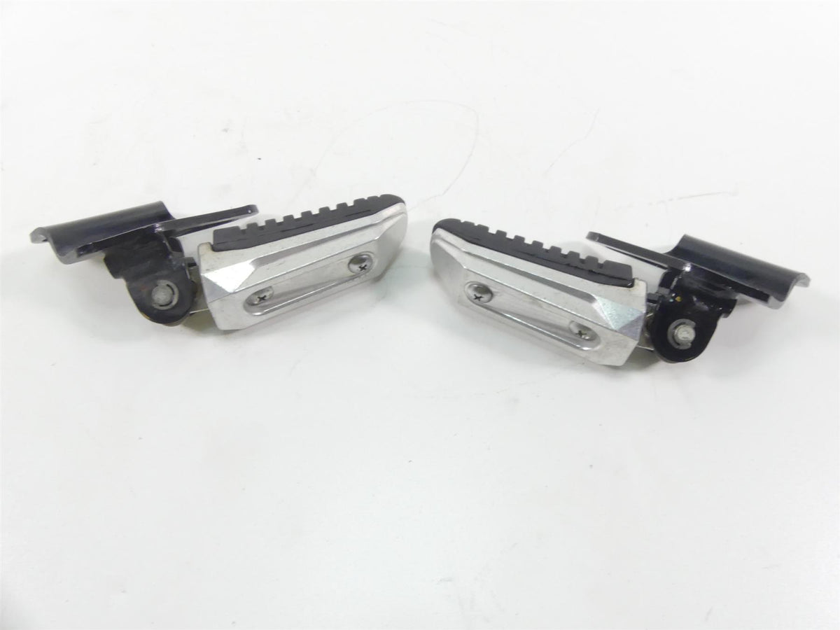 2007 Suzuki M109R VZR1800 Boulevard Passenger Rear Footpeg Set 43700-48G00 {{ shop.shopifyCountryName }} - Mototech271
