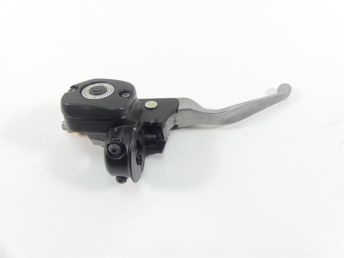 2016 Harley FXDL Dyna Low Rider Front Brake Master Cylinder 11/16" 45170-08F {{ shop.shopifyCountryName }} - Mototech271