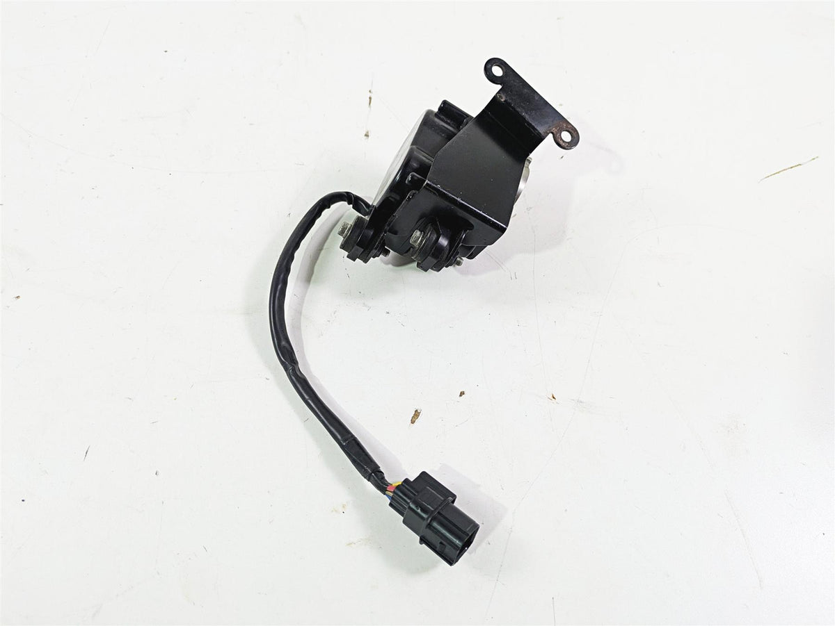 2012 Ducati Streetfighter 848 Exhaust Valve Servo Motor Actuator 59340392A {{ shop.shopifyCountryName }} - Mototech271