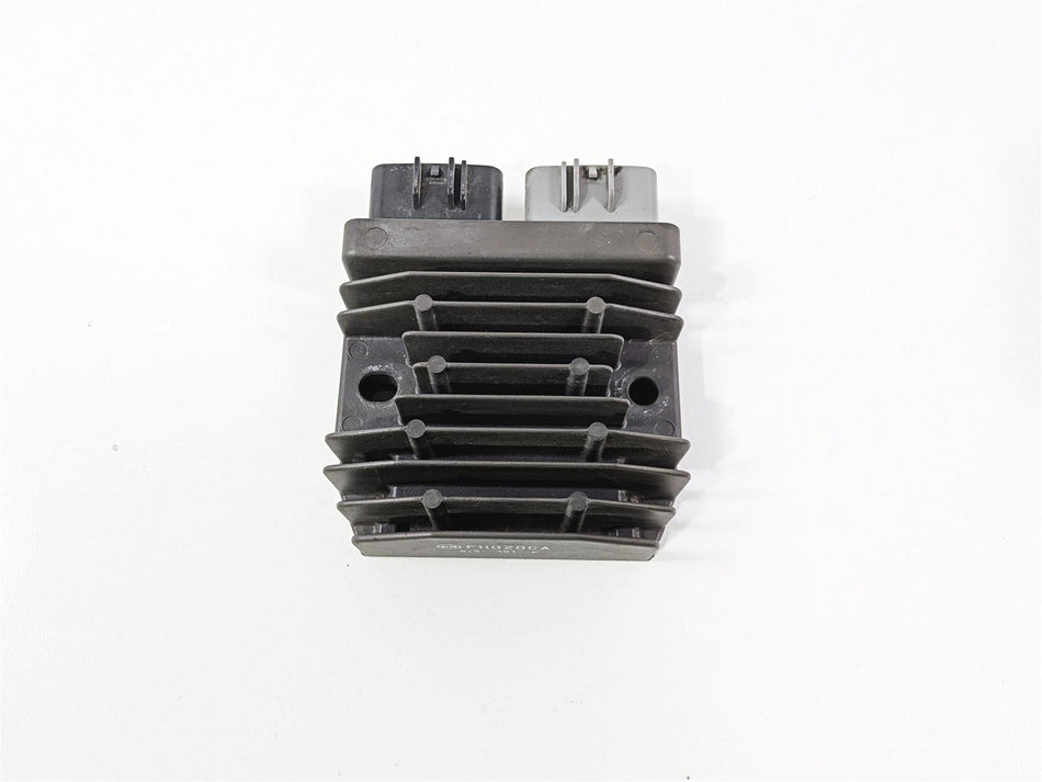 2017 BMW S1000RR K46 Rectifier Voltage Regulator FH020CA 12317718422 {{ shop.shopifyCountryName }} - Mototech271