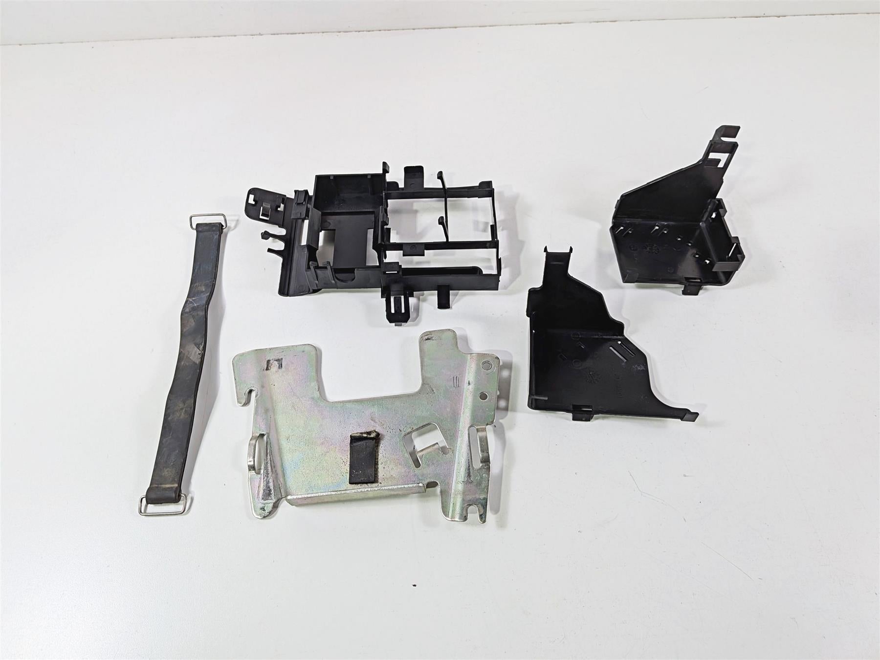 2011 Harley VRSCDX Night Rod Electric Plastic Battery Holder Set - Read 70394-07 {{ shop.shopifyCountryName }} - Mototech271