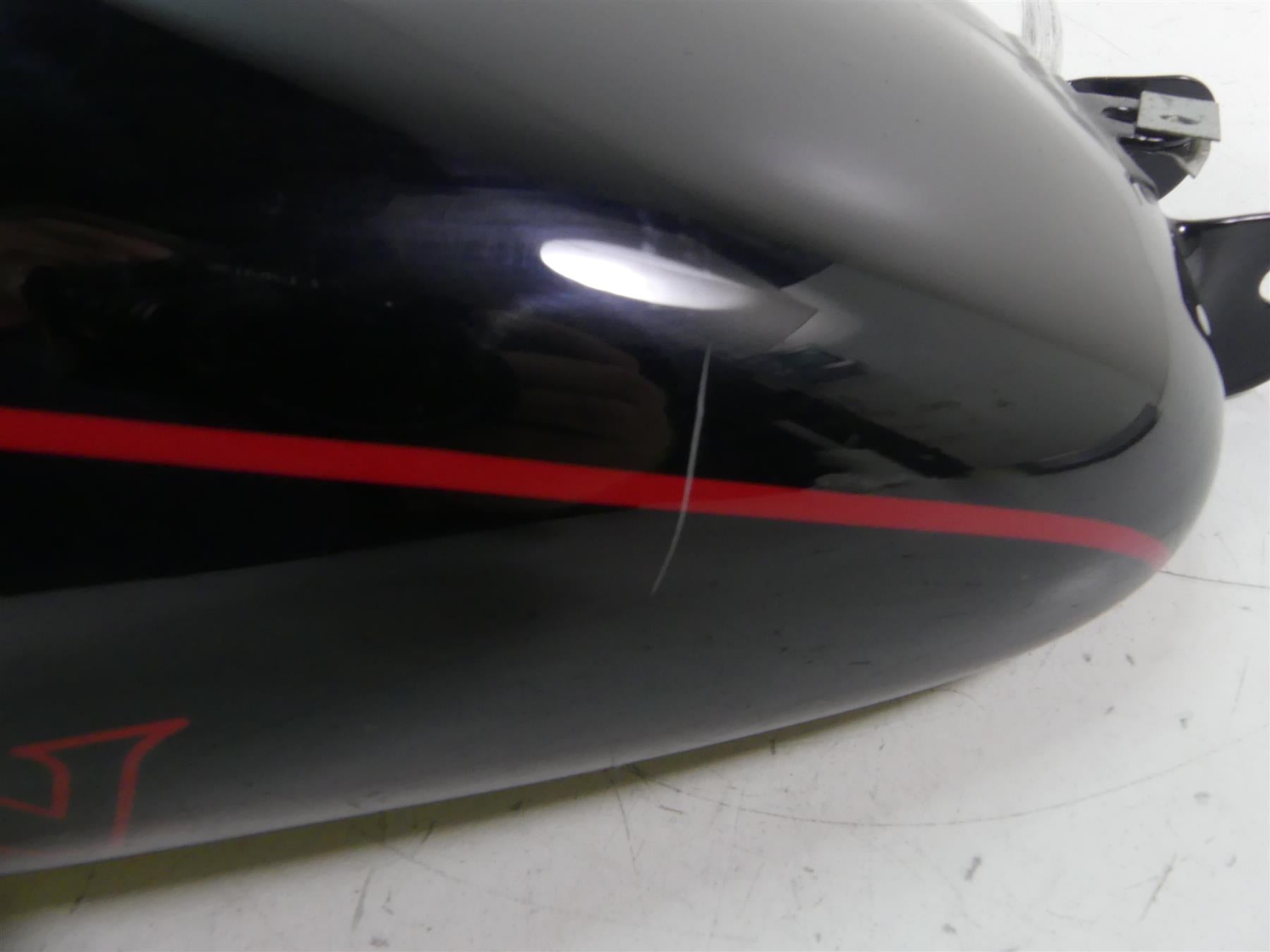 2014 Harley FXDL Dyna Low Rider Fuel Gas Petrol Tank Nice - Oem Paint 61593-10 {{ shop.shopifyCountryName }} - Mototech271