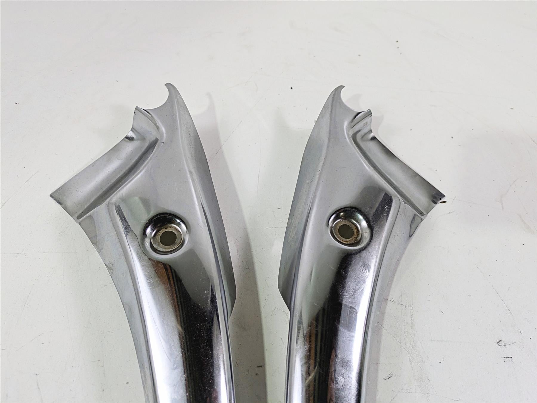 2006 Triumph Rocket 3 Rear Fender Chrome Braces Struts Covers T2306014 T2306024 {{ shop.shopifyCountryName }} - Mototech271