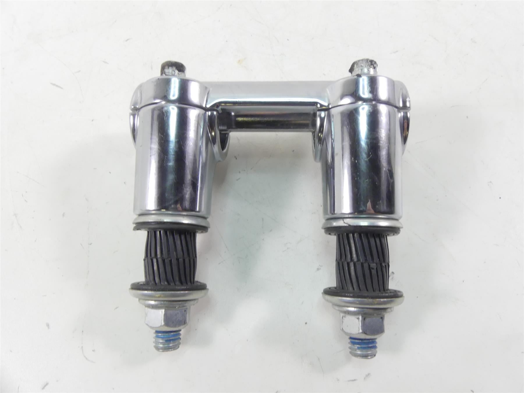 2018 Harley FLHC Softail Heritage Handlebar Handle Bar Clamp Riser Set 56998-09 {{ shop.shopifyCountryName }} - Mototech271