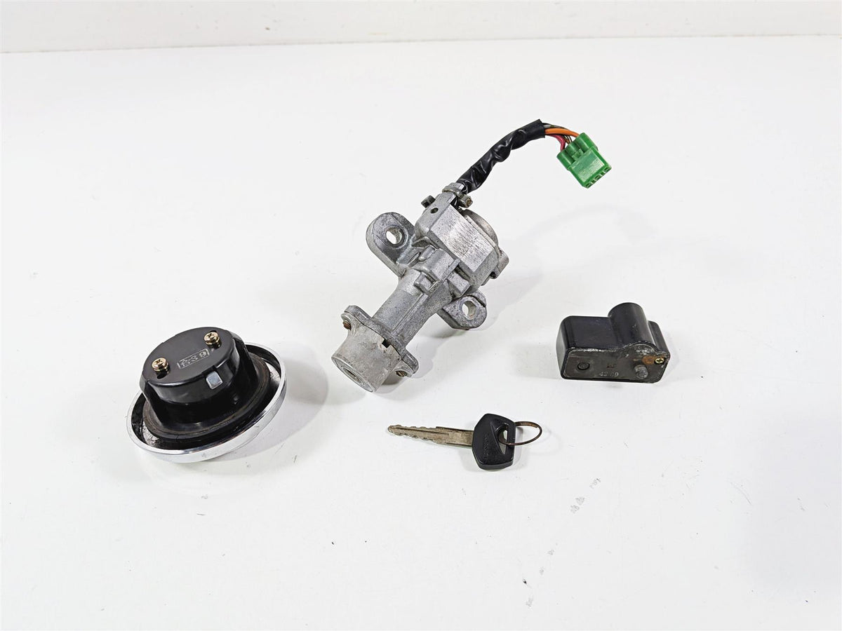 2004 Suzuki VL800 Intruder Volusia Ignition Switch Key Lock Set 37000-41820 {{ shop.shopifyCountryName }} - Mototech271