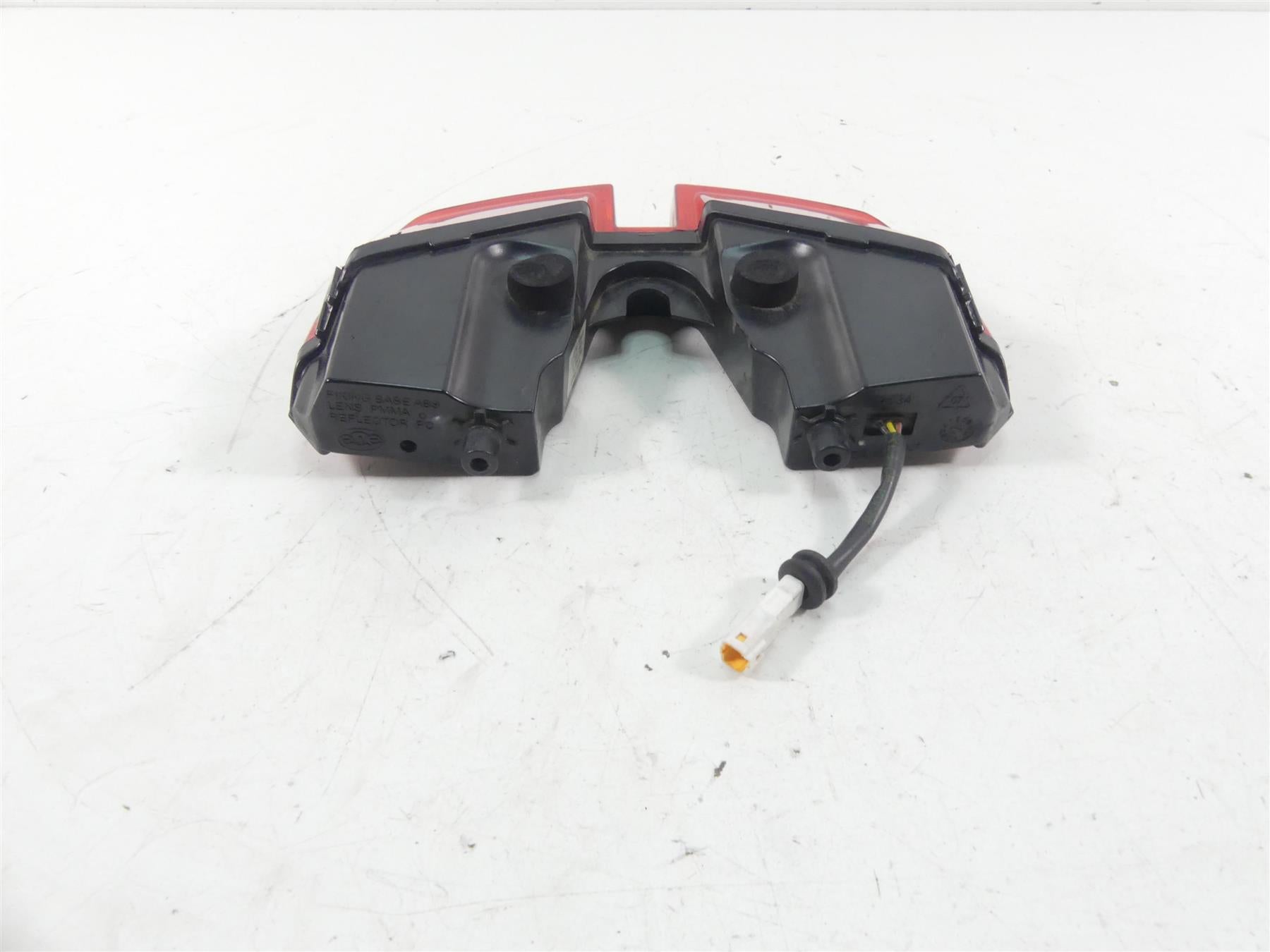 2018 Ducati Hypermotard 939 SP Taillight Tail Light Lamp Stop Brake 52510452B {{ shop.shopifyCountryName }} - Mototech271