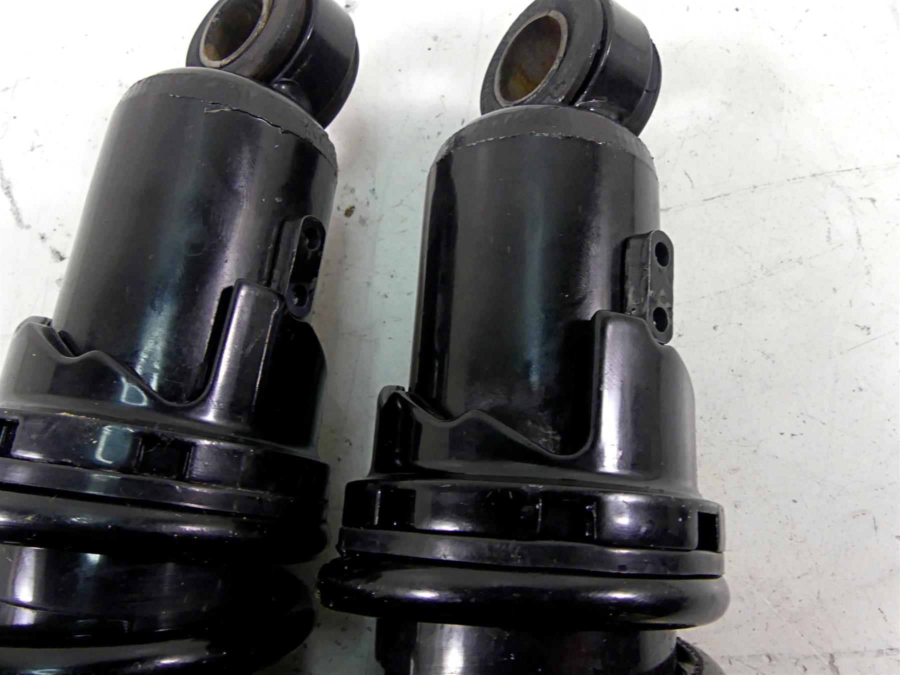 2002 Harley Touring FLHTC Rear 13" Progressive Suspension Shock Set 412-4020 {{ shop.shopifyCountryName }} - Mototech271