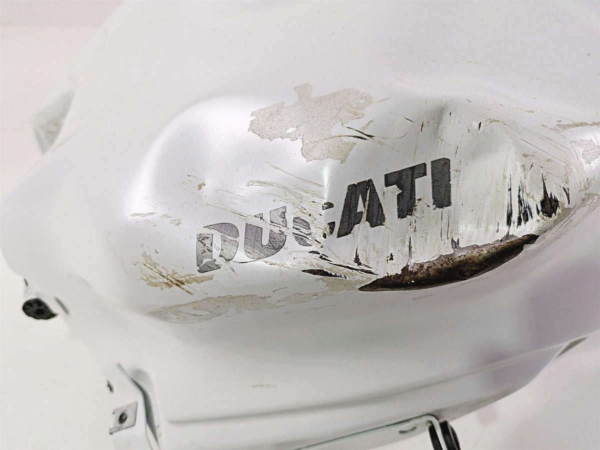 2019 Ducati Supersport 939 S White Dented Gas Fuel Petrol Tank 58612531BW {{ shop.shopifyCountryName }} - Mototech271