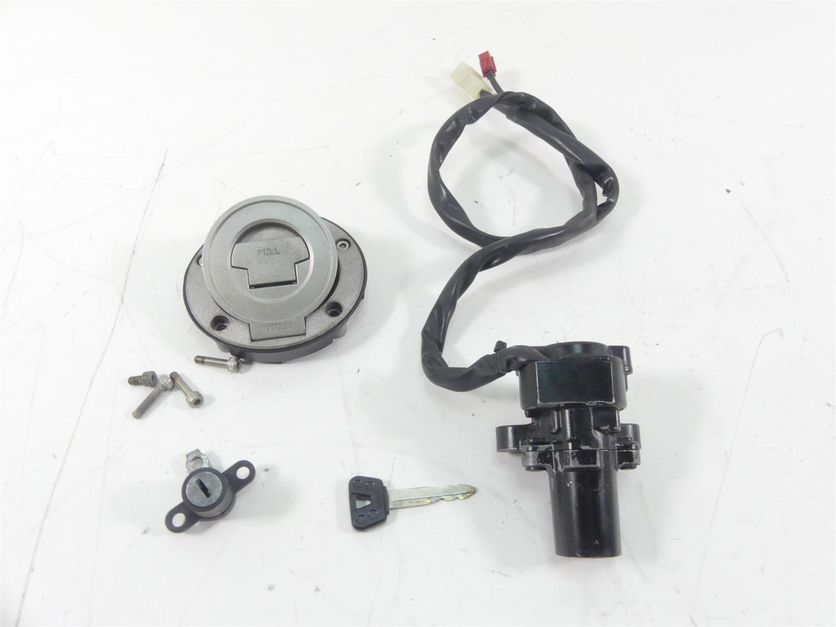 2007 Yamaha FZ1 Fazer Ignition Switch Key Tank Seat Lock Set 3C3-82501-10-00 {{ shop.shopifyCountryName }} - Mototech271