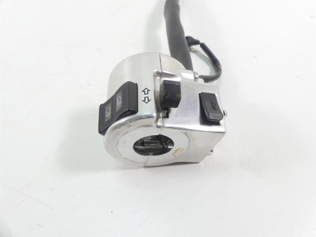 2009 Honda VTX1300 Touring Left Hand Light Blinker Control Switch 35020-MEA-670 {{ shop.shopifyCountryName }} - Mototech271