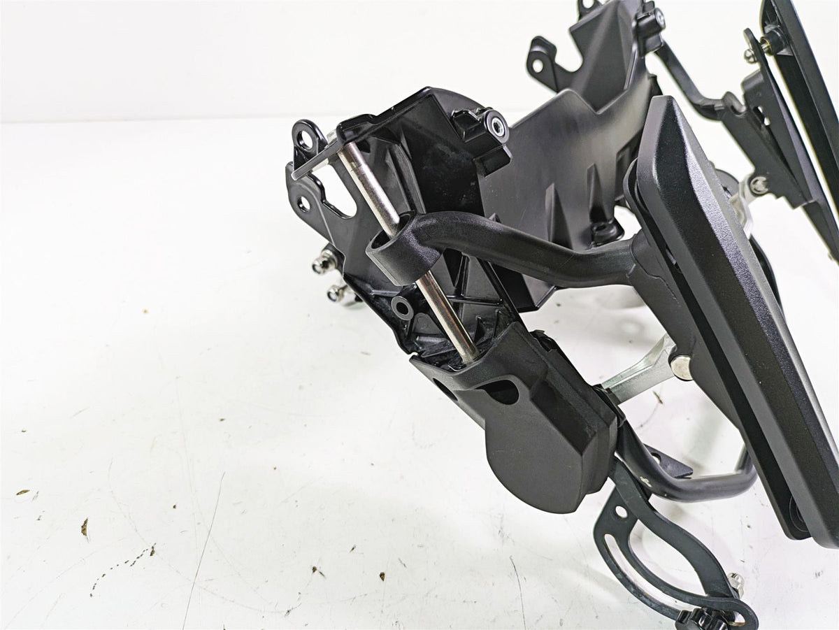 2018 BMW R1200GS GSW K50 Front Center Stay Windshield Mount 46638536083 {{ shop.shopifyCountryName }} - Mototech271