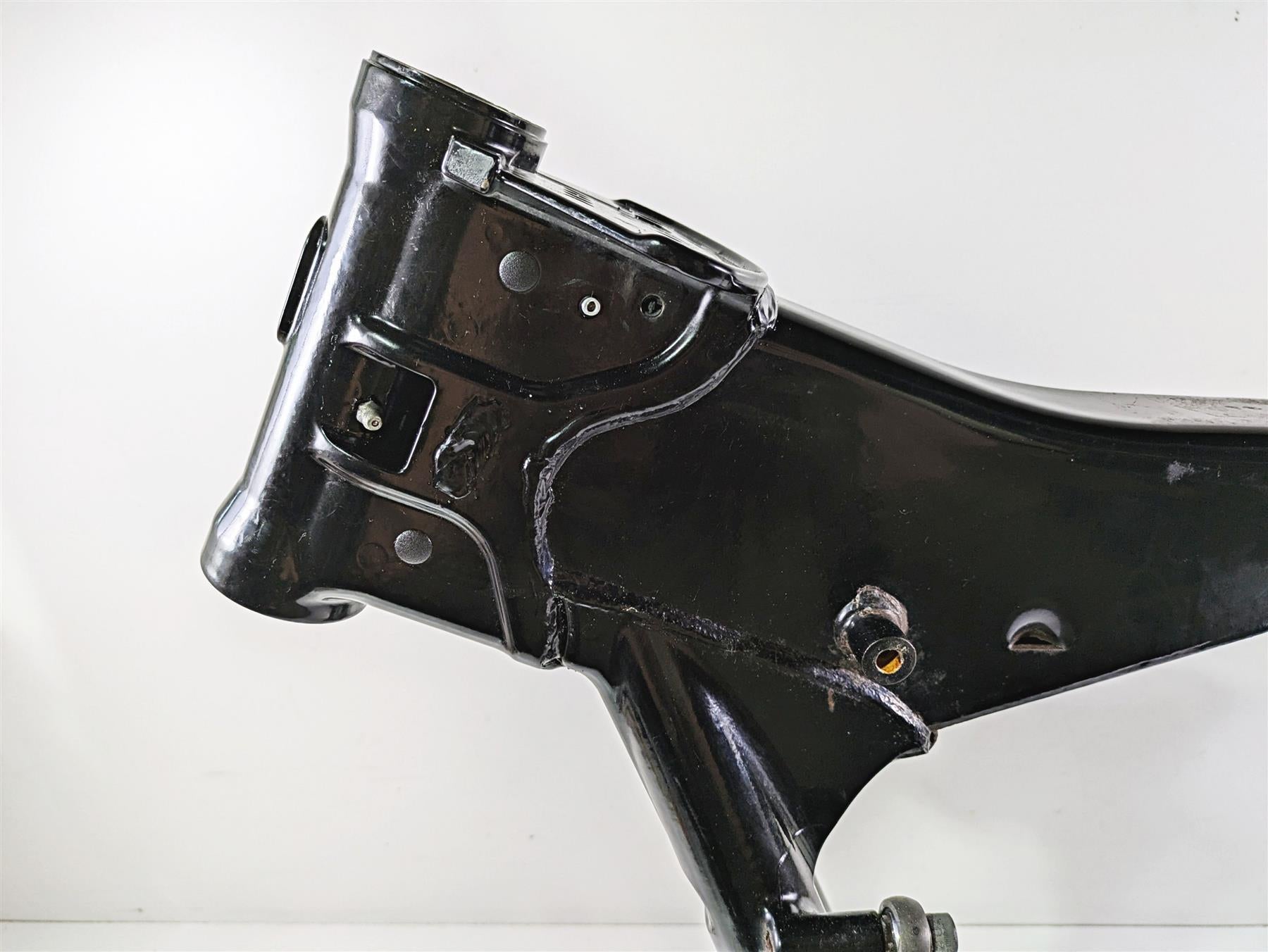 2010 Harley Touring FLHTK Electra Glide Straight Main Frame Chassis With Salvage Louisiana Title 47900-11BHP {{ shop.shopifyCountryName }} - Mototech271