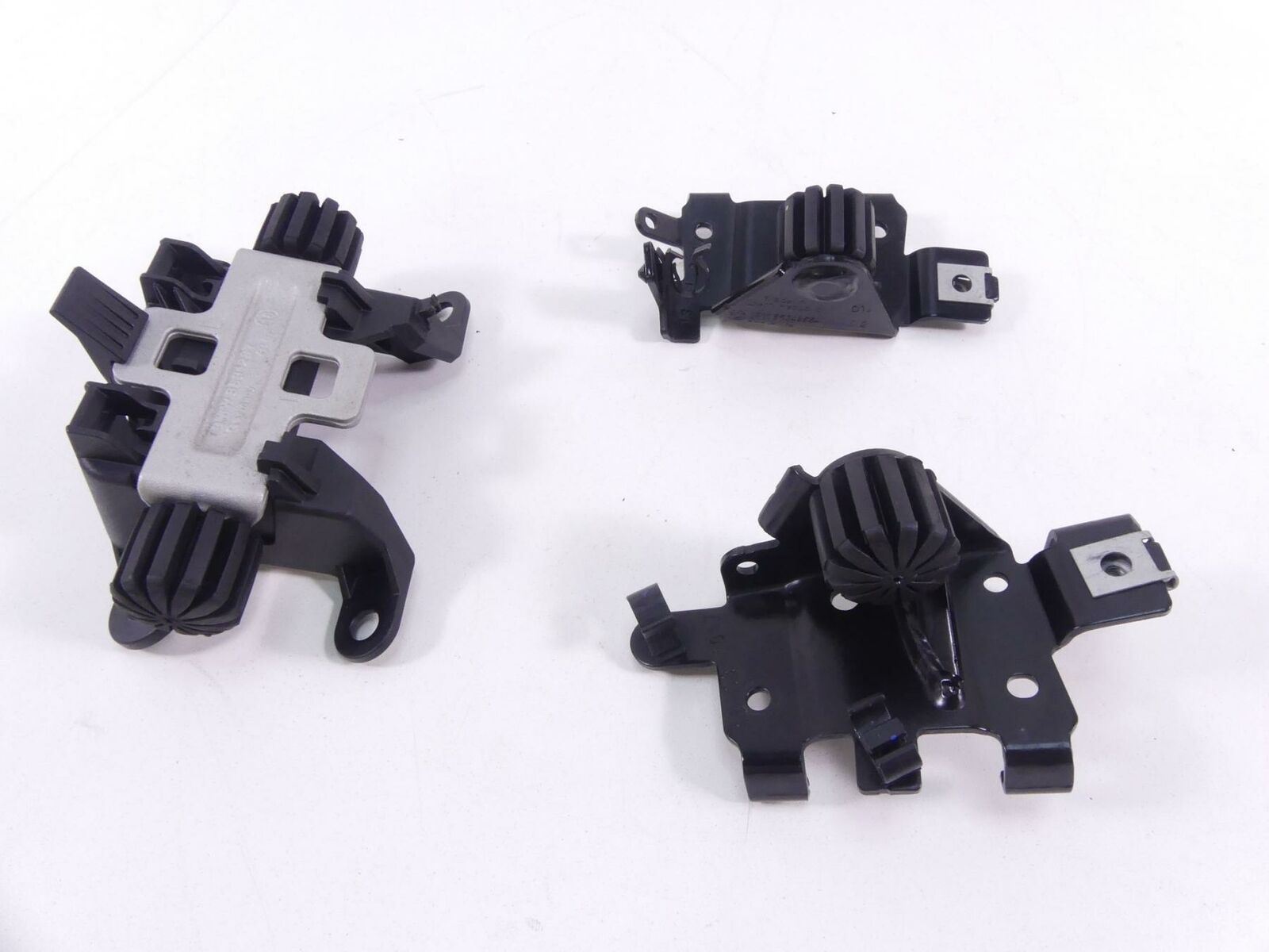2017 BMW R1200 RT RTW K52 Seat Mount Holder Set 16118534866 {{ shop.shopifyCountryName }} - Mototech271