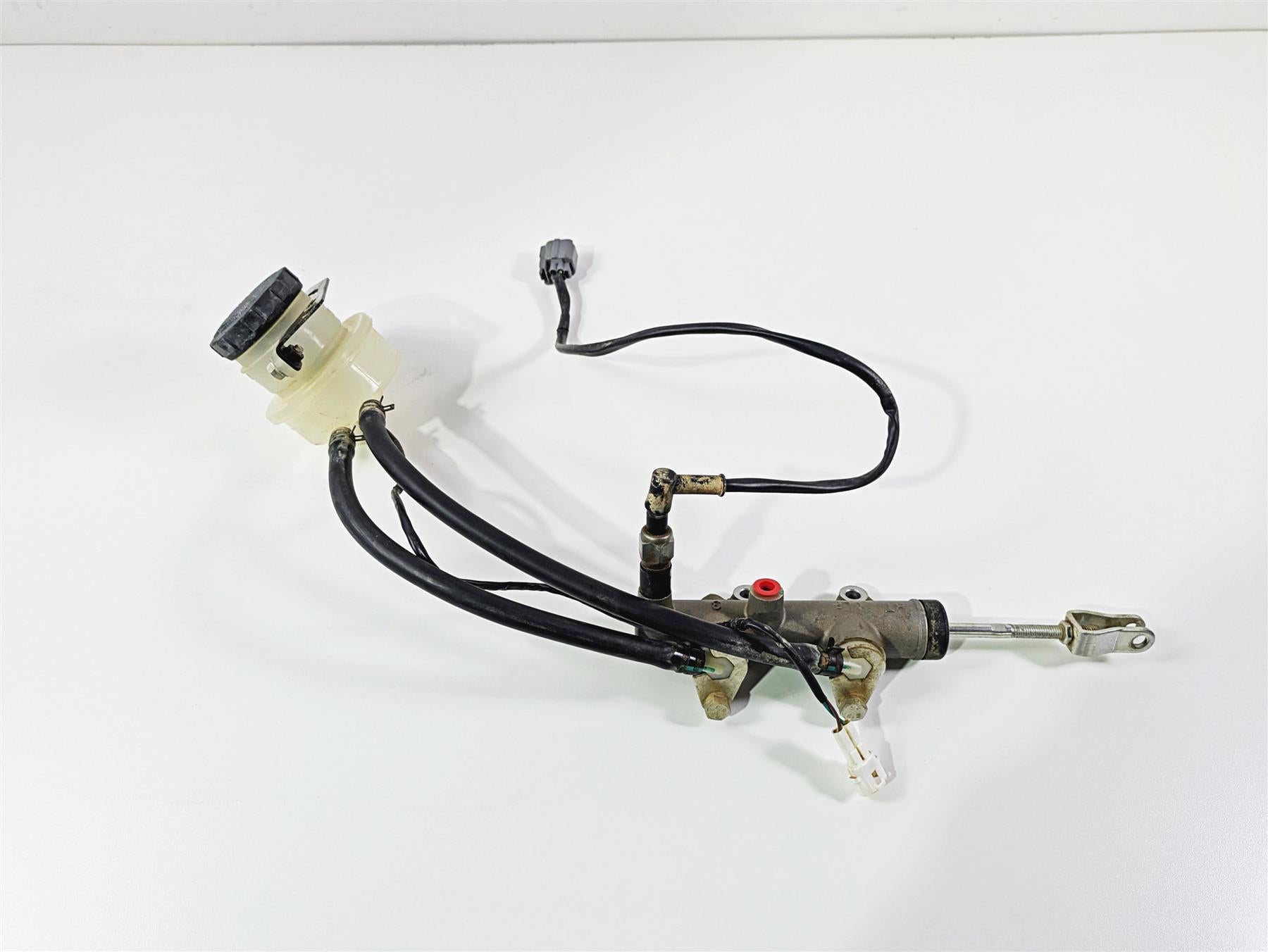 2021 CFMoto Zforce 950 Sport Main Brake Master Cylinder 5BWB-081100 {{ shop.shopifyCountryName }} - Mototech271
