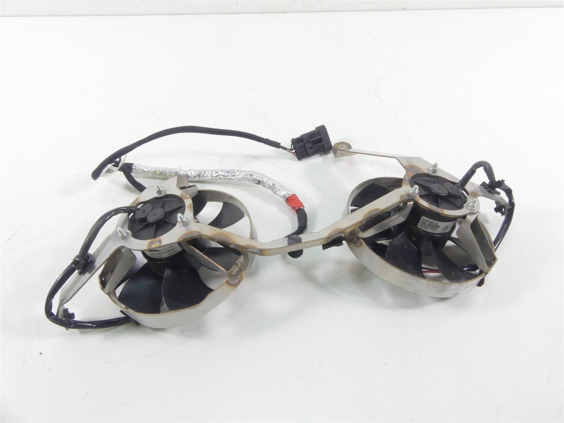 2018 Ducati Panigale 1100 V4 S Radiator Coolant Fan Set 55040311A 82718791AA {{ shop.shopifyCountryName }} - Mototech271