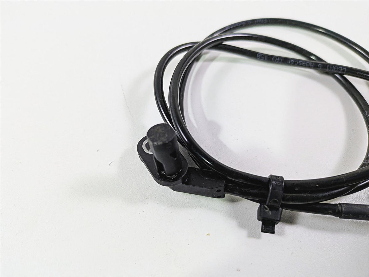 2024 Triumph Tiger 900 GT Rear Abs Brake Wheel Speed Sensor T2029935 {{ shop.shopifyCountryName }} - Mototech271