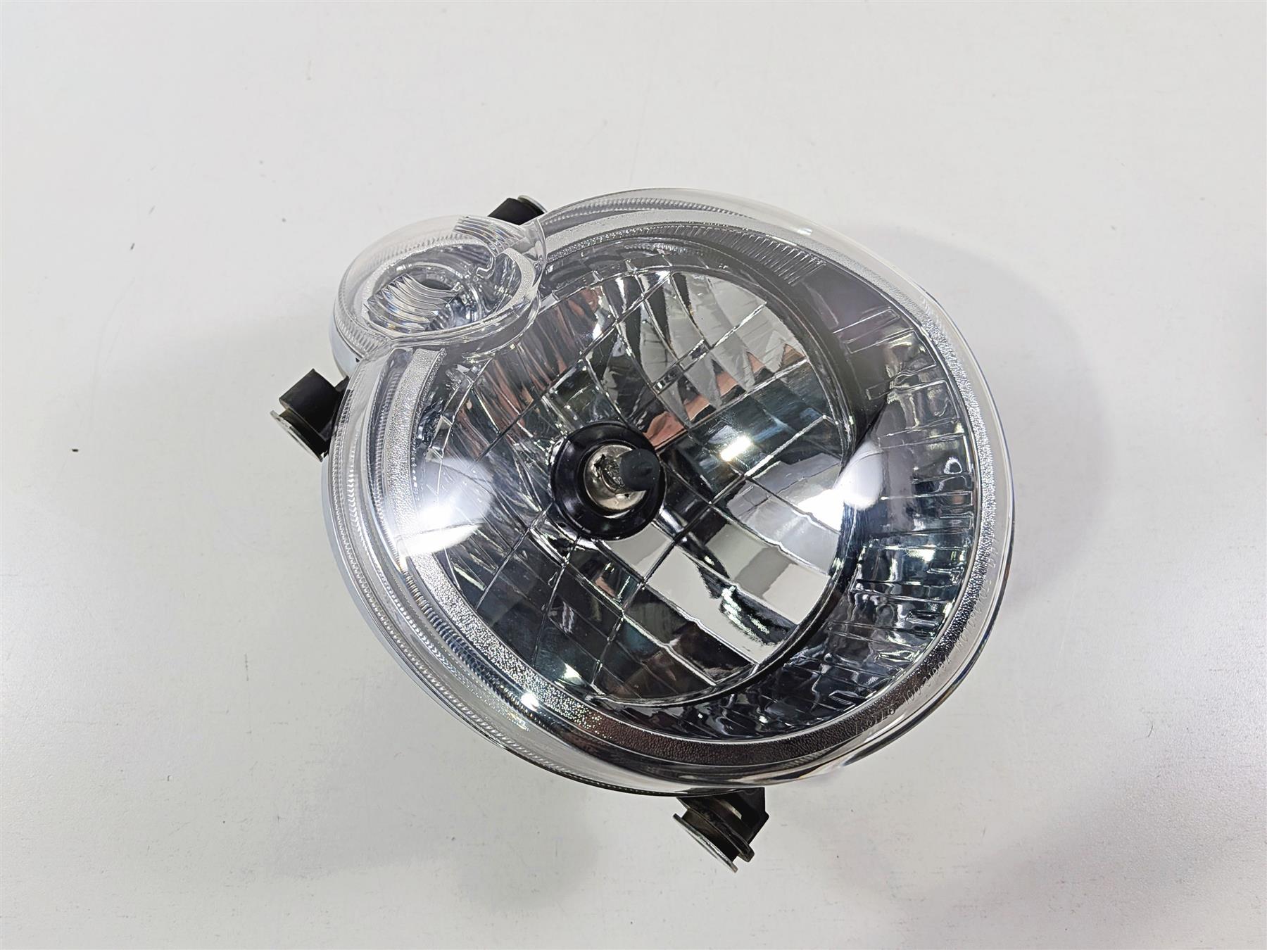 2009 Yamaha VMX17 V-Max 1700 Headlight Head Light Lamp 2S3-84300-00-00-Mototech271
