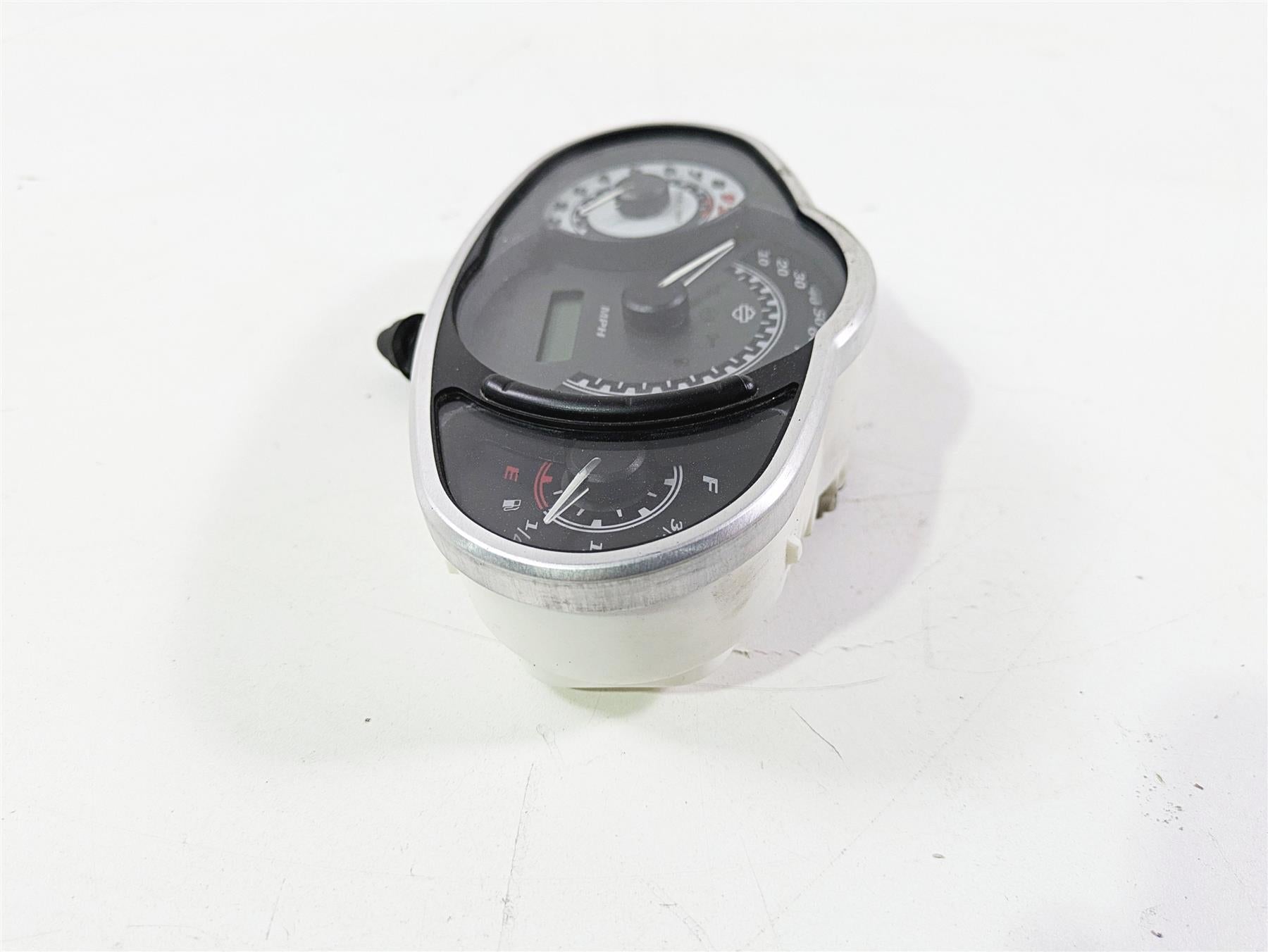 2010 Harley VRSCF Muscle Rod Gauges Speedometer Instrument 13K Only 71962-09 {{ shop.shopifyCountryName }} - Mototech271
