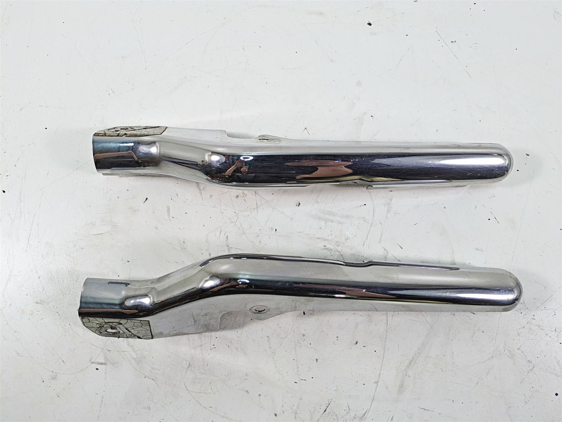 2005 Harley Touring FLHTCUI Electra Glide Rear Frame Chrome Struts 47502-97 {{ shop.shopifyCountryName }} - Mototech271