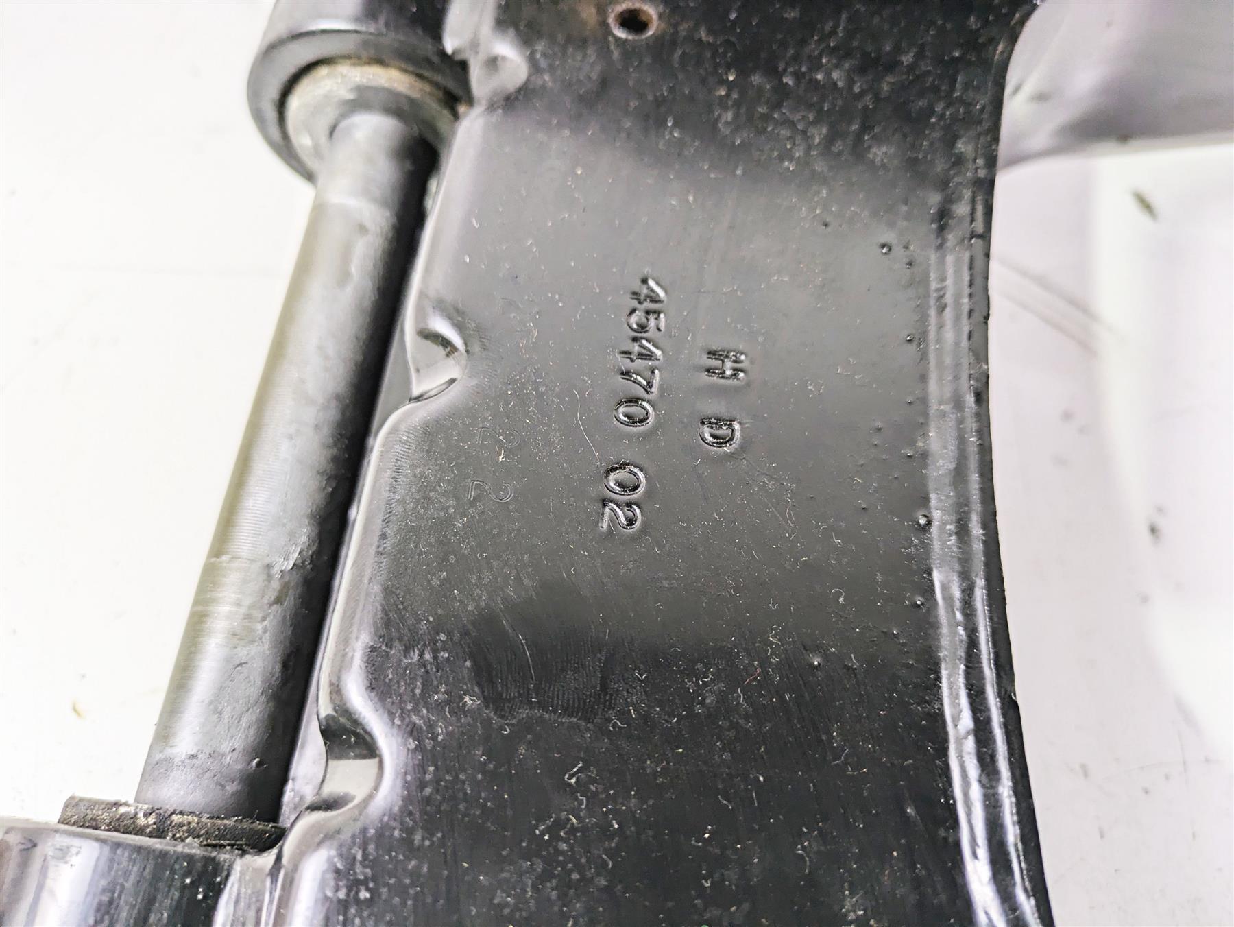 2003 Harley Touring FLHTCUI E-Glide 100th Swingarm Swing Arm 47549-02A 45470-02 {{ shop.shopifyCountryName }} - Mototech271