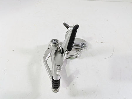 2012 BMW R1200R K27 Right Rider Footpeg & Brake Pedal 46717671078 35217728911 {{ shop.shopifyCountryName }} - Mototech271
