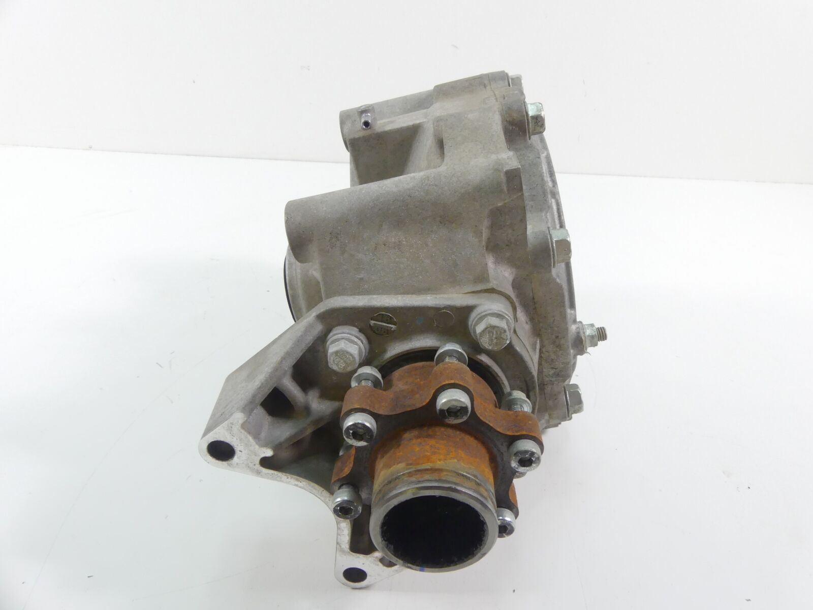 2018 Yamaha YXZ1000 R EPS Rear Differential Gear Box Case 605Mi 2HC-G6101-04-00 {{ shop.shopifyCountryName }} - Mototech271