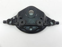 Load image into Gallery viewer, 2009 Harley FLHTCU SE4 CVO E-Glide Upper Triple Tree Steering Clamp 45435-10
