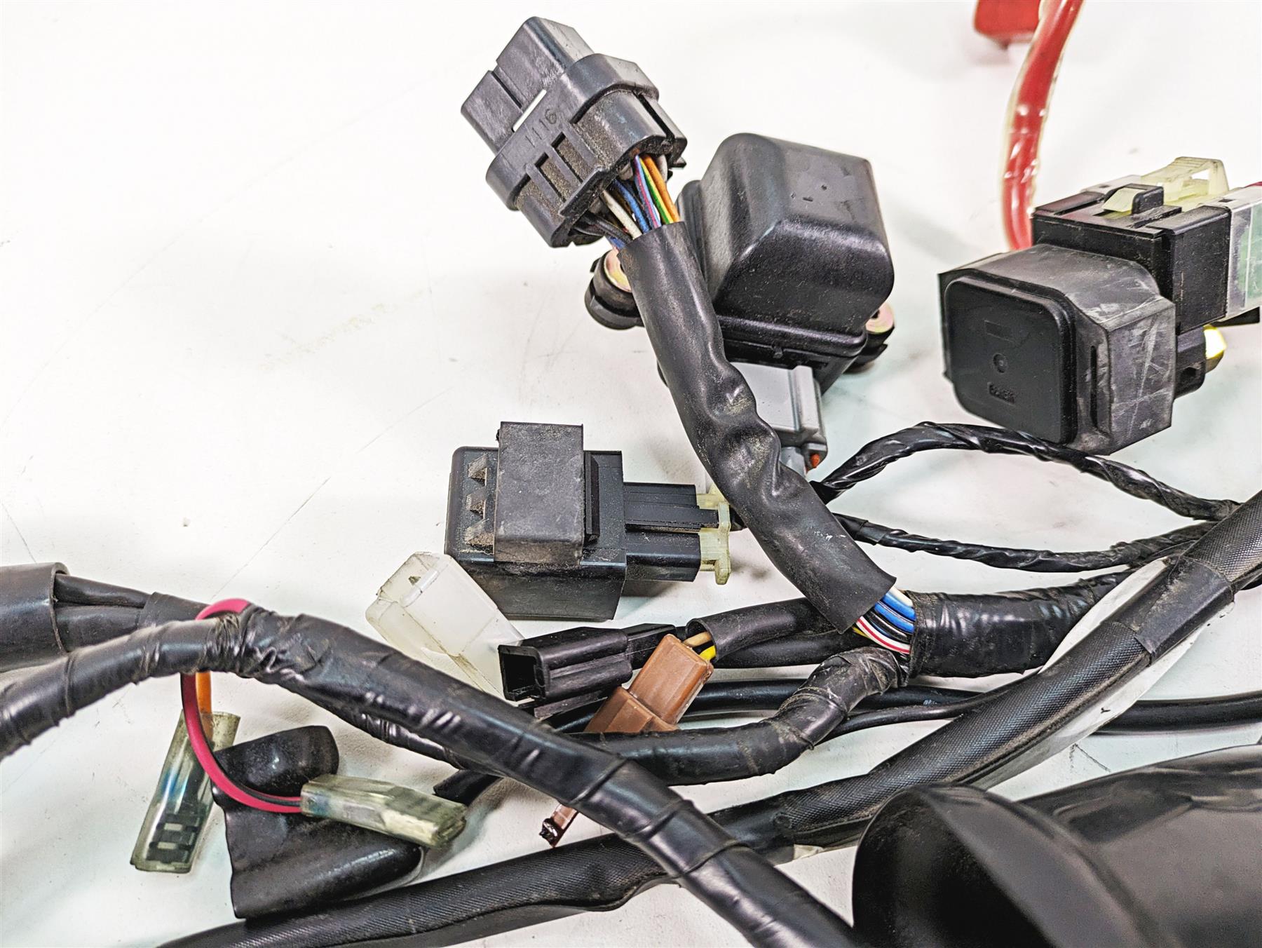 2002 Yamaha FZ1 FZS1000 Fazer Main Wiring Harness Loom - No Cuts 5LV-82590-10-00 {{ shop.shopifyCountryName }} - Mototech271