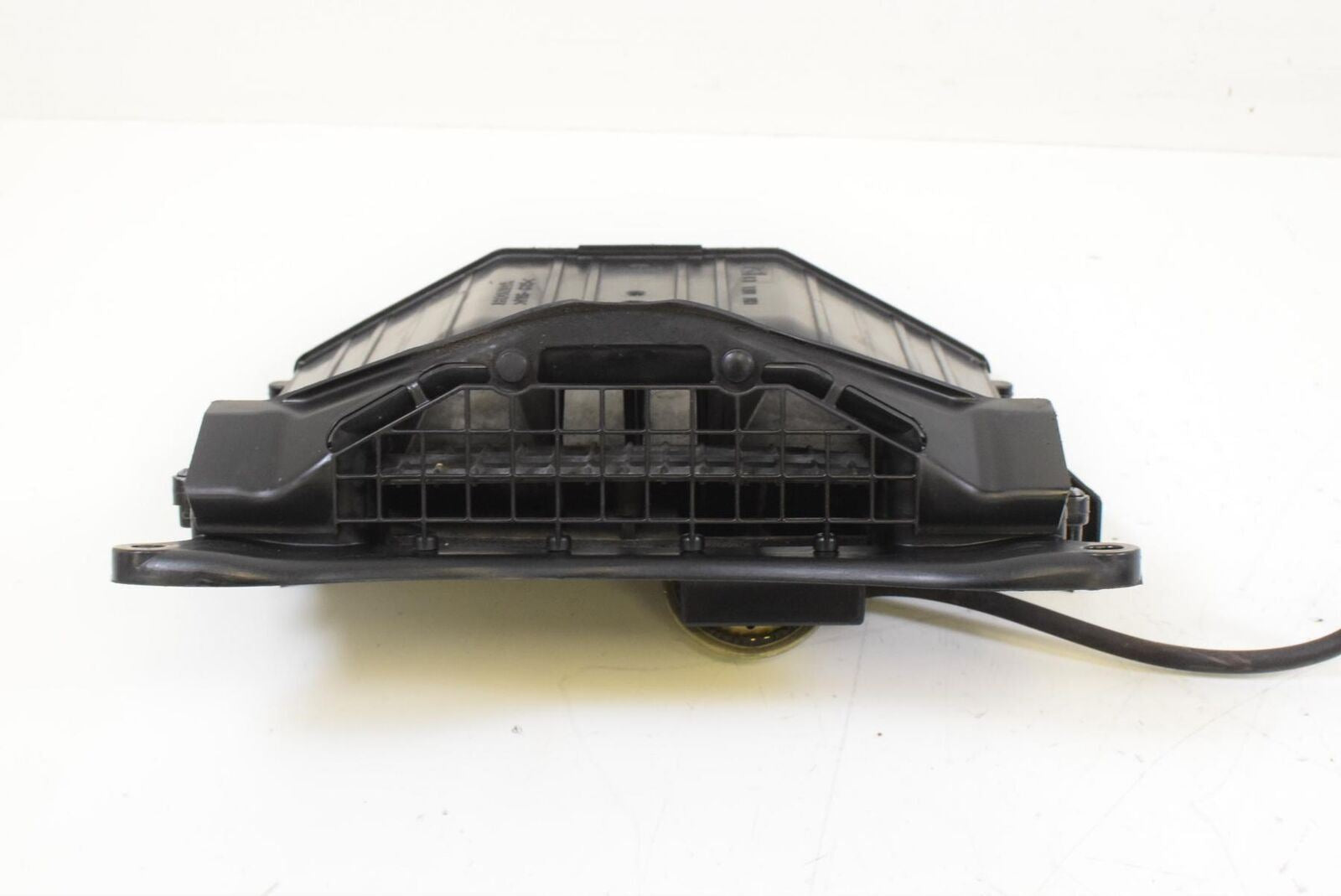 05 Honda CBR1000RR CBR1000 RR Front Air Intake Duct Ram Scoop 17251-MEL-010 {{ shop.shopifyCountryName }} - Mototech271