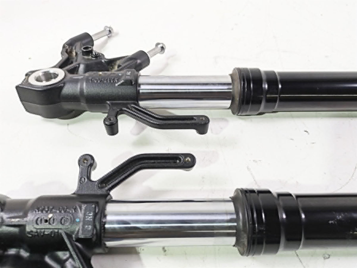 2024 Kawasaki ZX6R ZX636 Ninja Straight Showa Front Fork Leg Set 40mi 44071-1598 {{ shop.shopifyCountryName }} - Mototech271