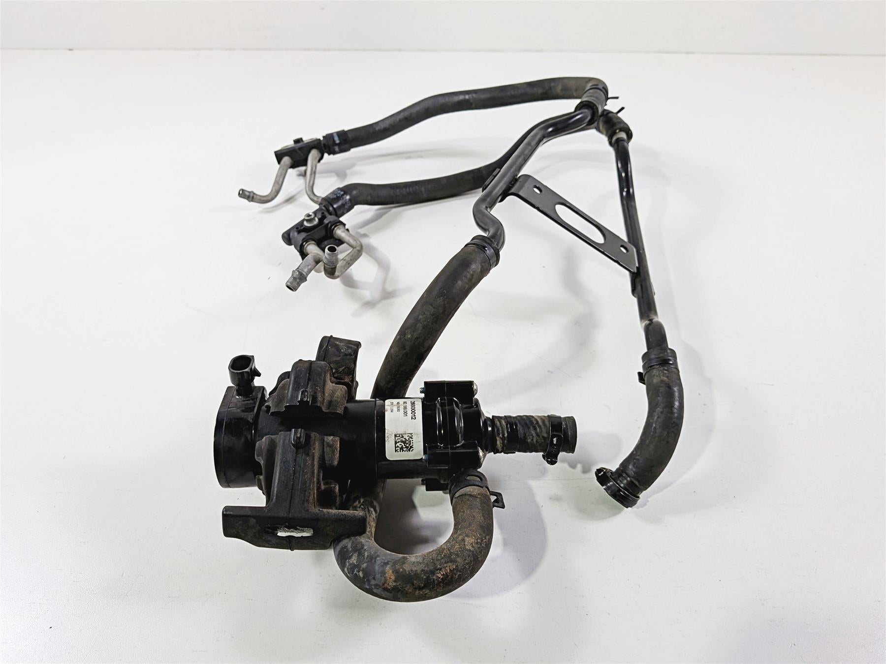 2014 Harley Touring FLHTK Electra Glide Water Pump + Mount & Lines 26800107-Mototech271