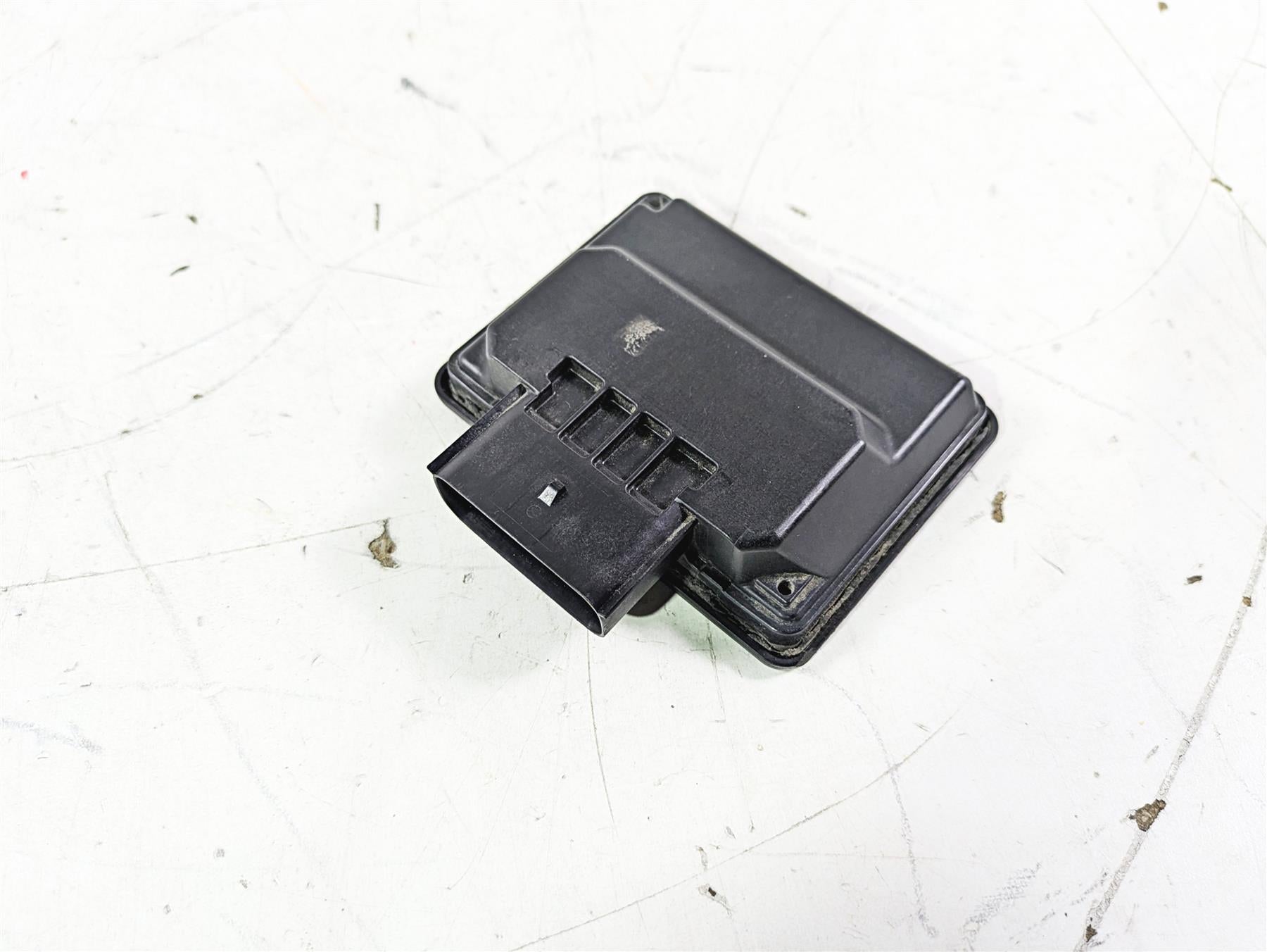 2016 Harley FLSTC Softail Heritage Abs Brake Control Module Box Unit 41100036 {{ shop.shopifyCountryName }} - Mototech271