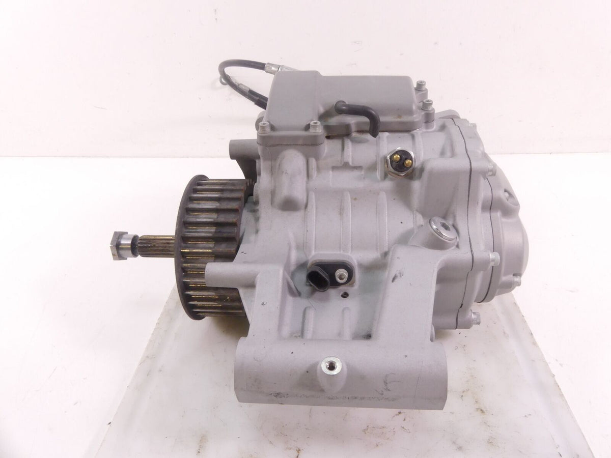2009 Harley FXCW Softail Rocker 6-Speed Transmission Gear Box 14K 33153-09 {{ shop.shopifyCountryName }} - Mototech271