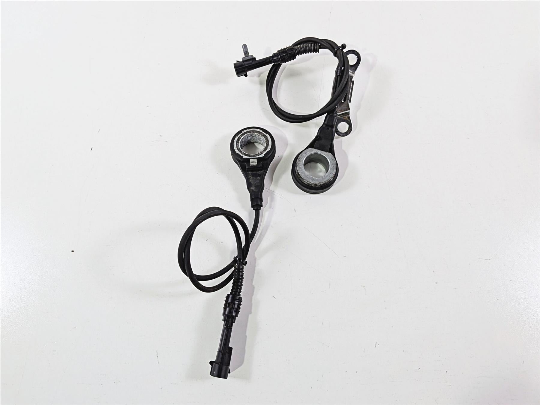 2011 Harley Touring FLHTCU CVO Electra Glide Abs Wheel Sensor Set 40614-08-Mototech271