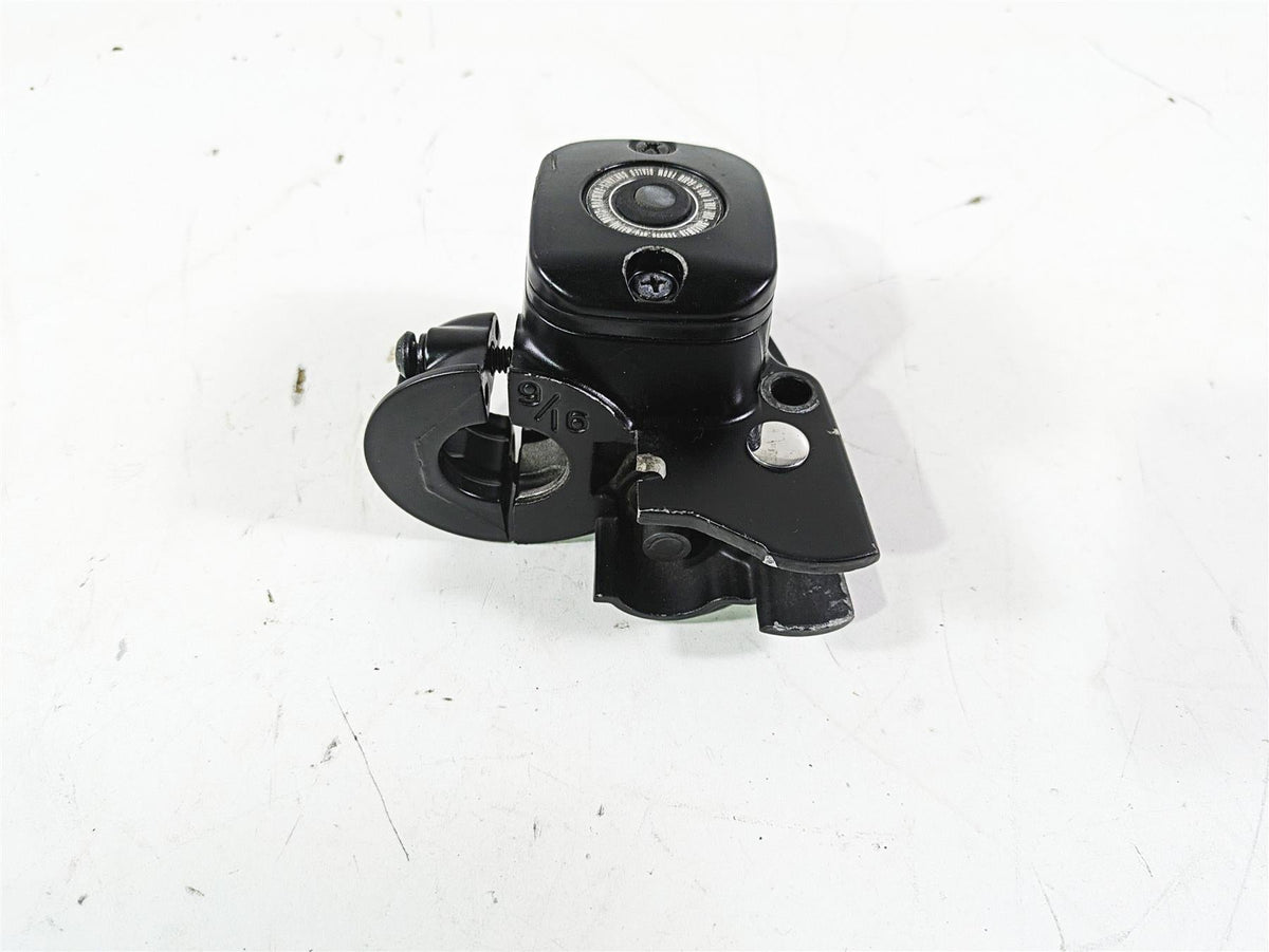 2003 Harley Dyna FXDL Low Rider 100TH Front Brake Master Cylinder 45019-96E {{ shop.shopifyCountryName }} - Mototech271