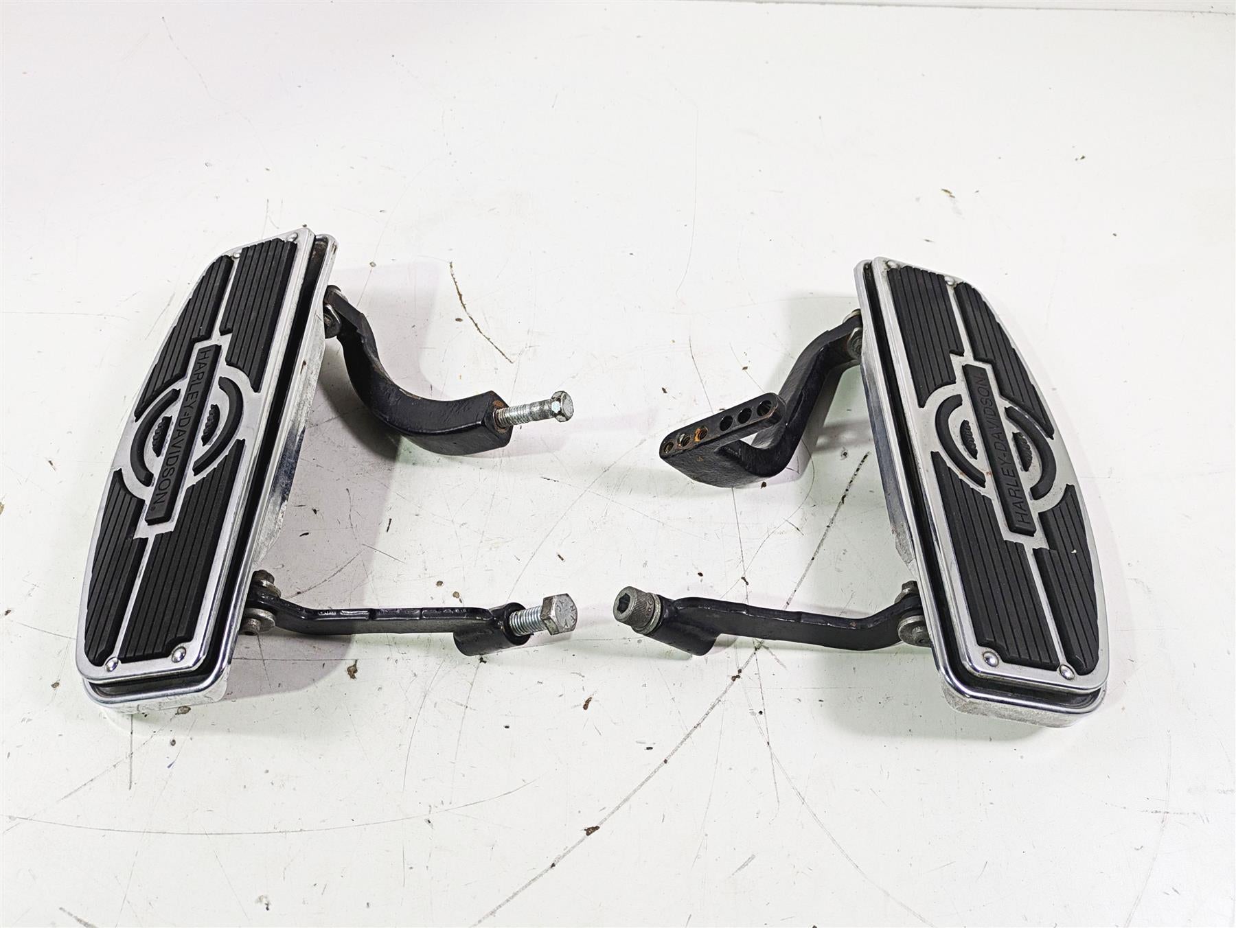 2003 Harley Touring FLHTCUI E-Glide 100th Front Nostalgic Floorboards 50622-83C | Mototech271